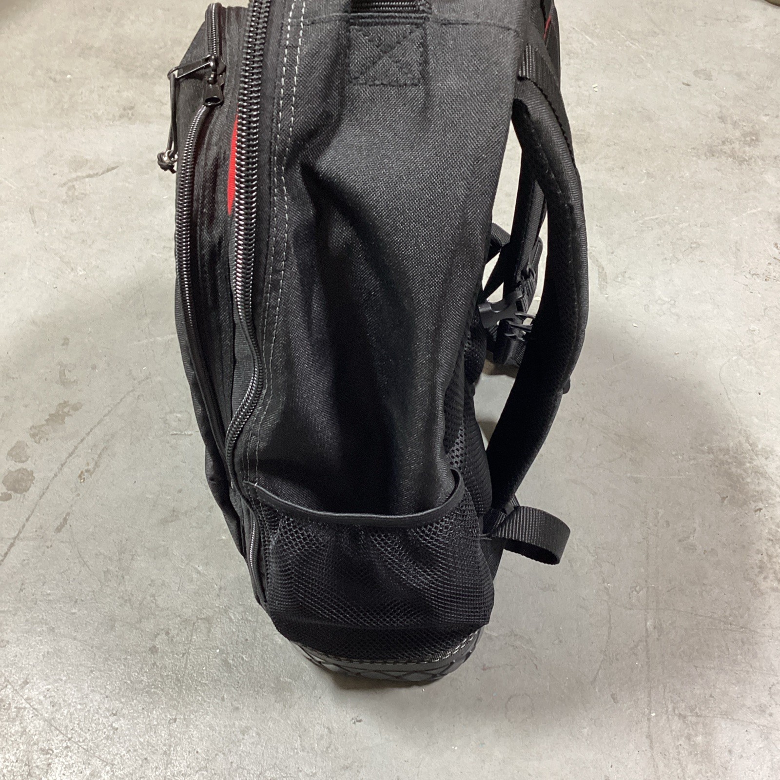 Husky 16” Tool Backpack Waterproof Molded Base Durability Standard Duty New
