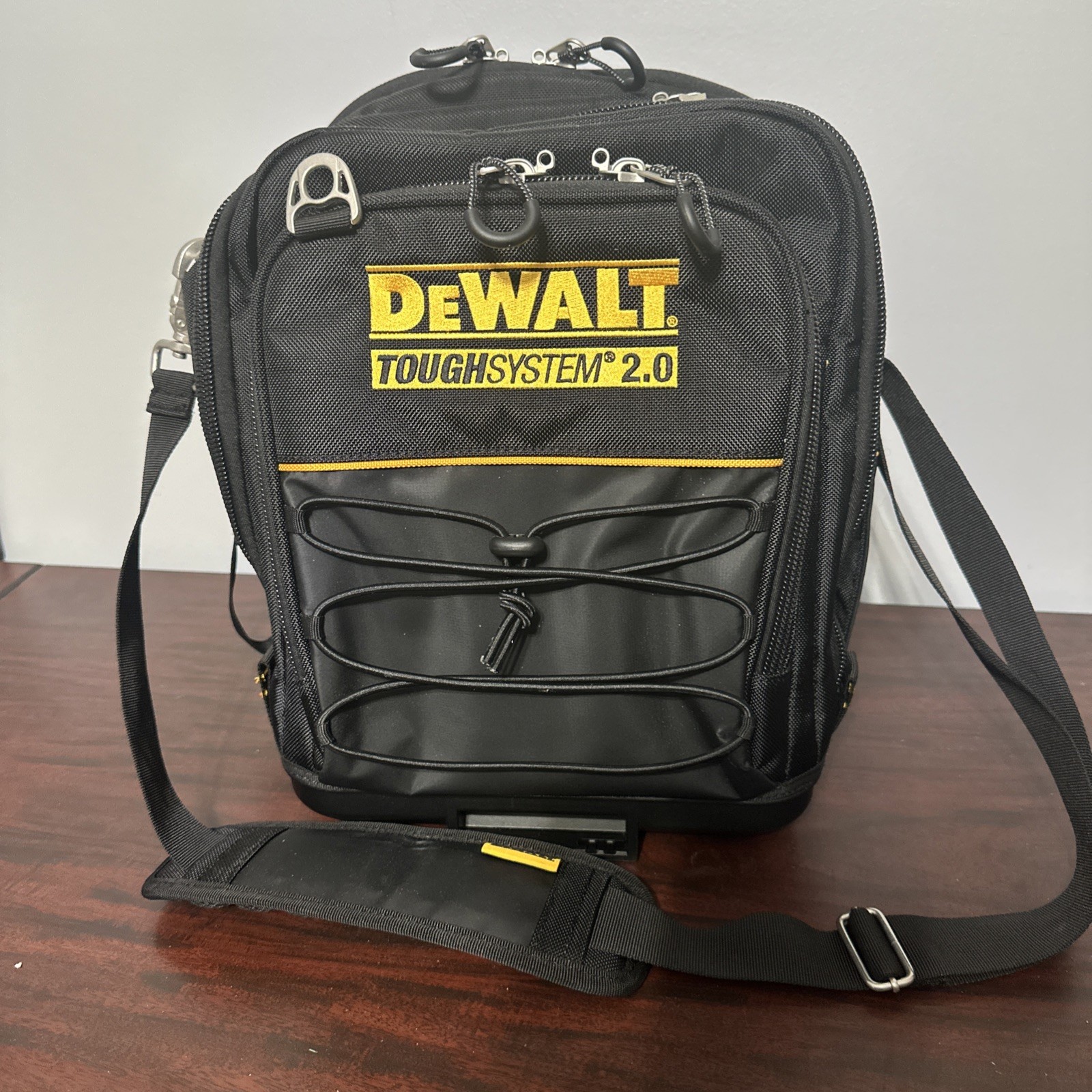 DeWALT DWST08025 TOUGHSYSTEM 2.0 Durable 1680D Compact Tool Bag w/ 25 Pockets