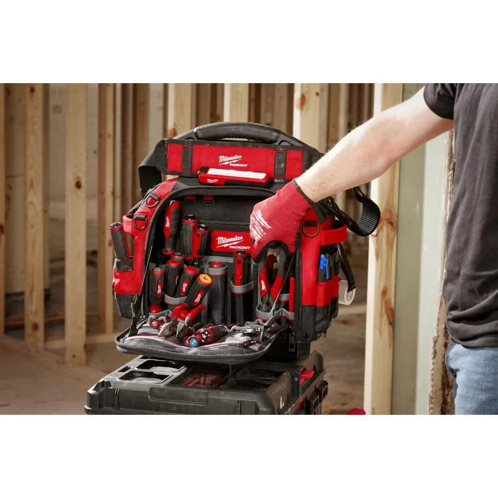 Milwaukee PACKOUT 15″ Structured Tool Bag – PROFESSIONAL HIGH QUALITY 48-22-8316