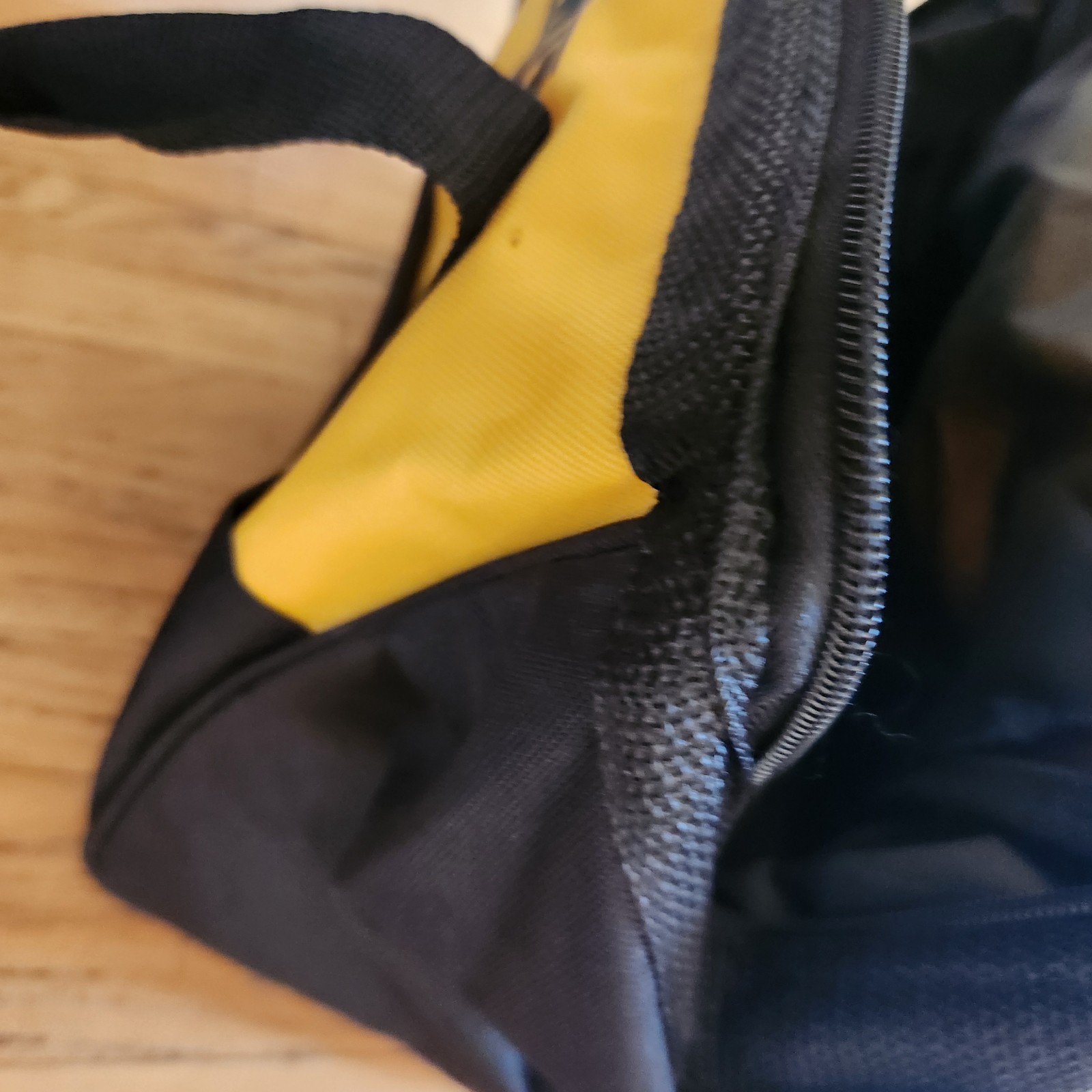 DEWALT 13in Contractor Tool Bag Black/Yellow N381993