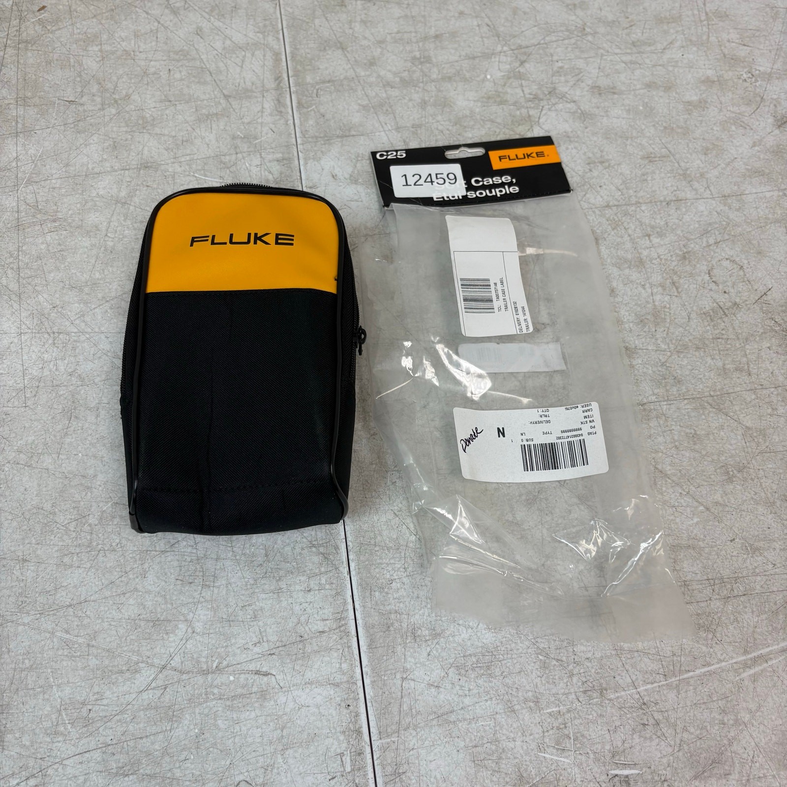 Fluke C25 Large Soft, Case for DMMs 5 inch Width, Inside Pocket 8.5″x4.7″x2.5″