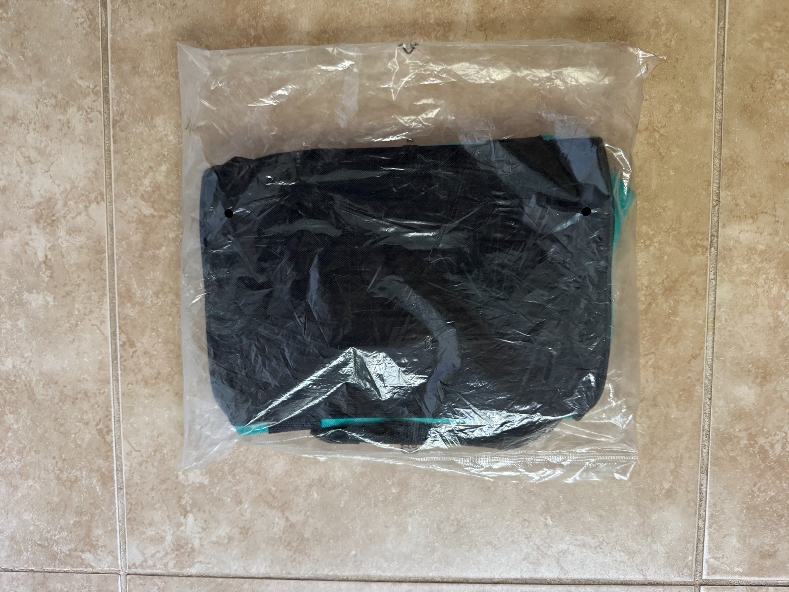 Makita 11in x 5in x 7in Durable Tool Bag – New