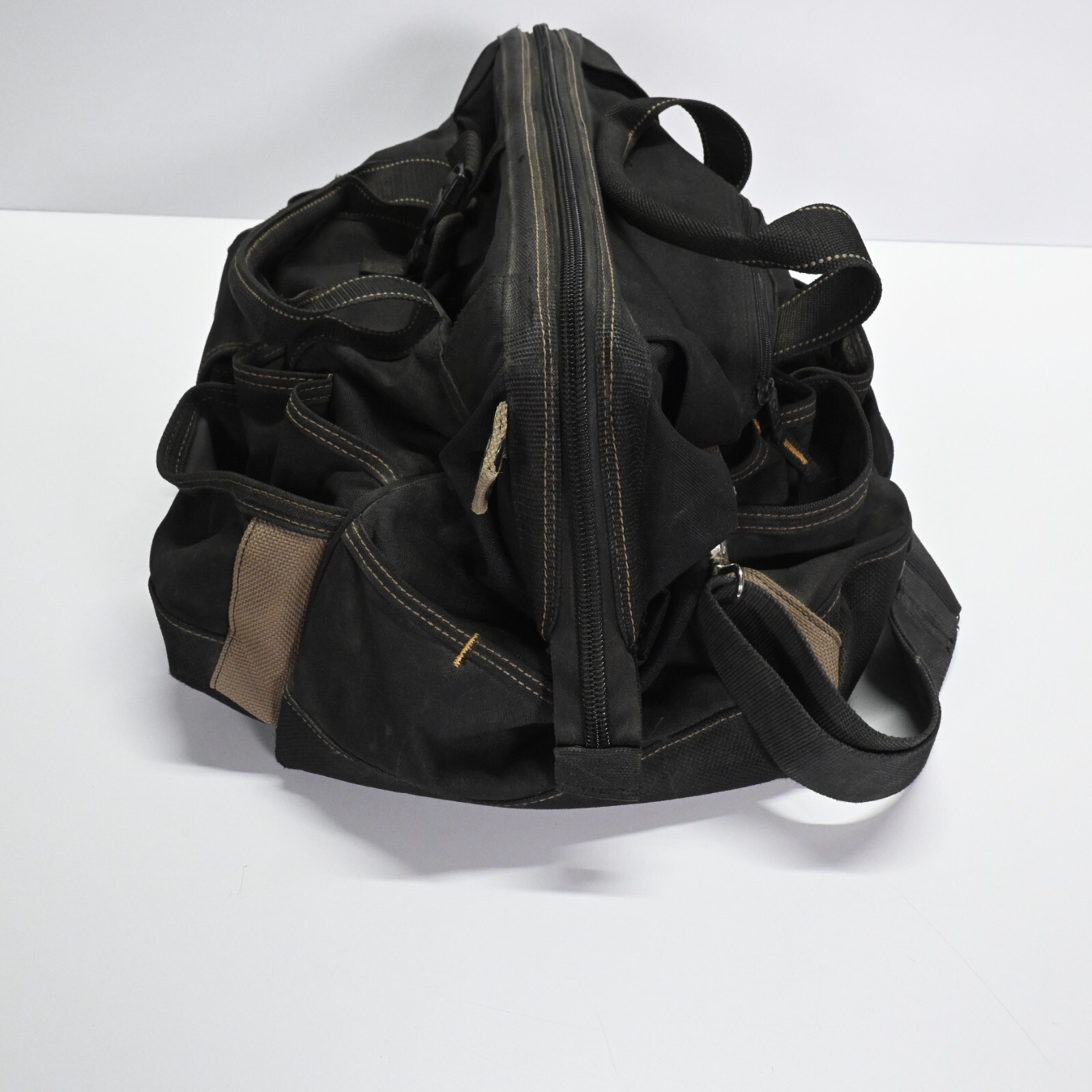 CLC 1535 Tan/Black Polyester 37-Pocket Tote Bag 18 in. with Top Plastic Tray