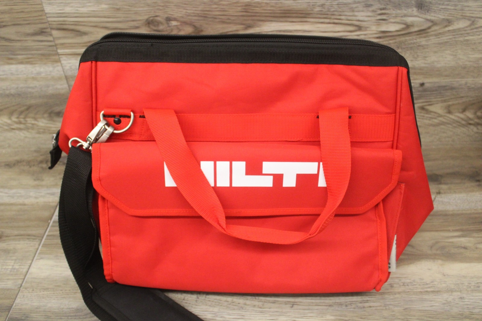 HILTI Tool Bag Large (16″ x 14″ x 13″)