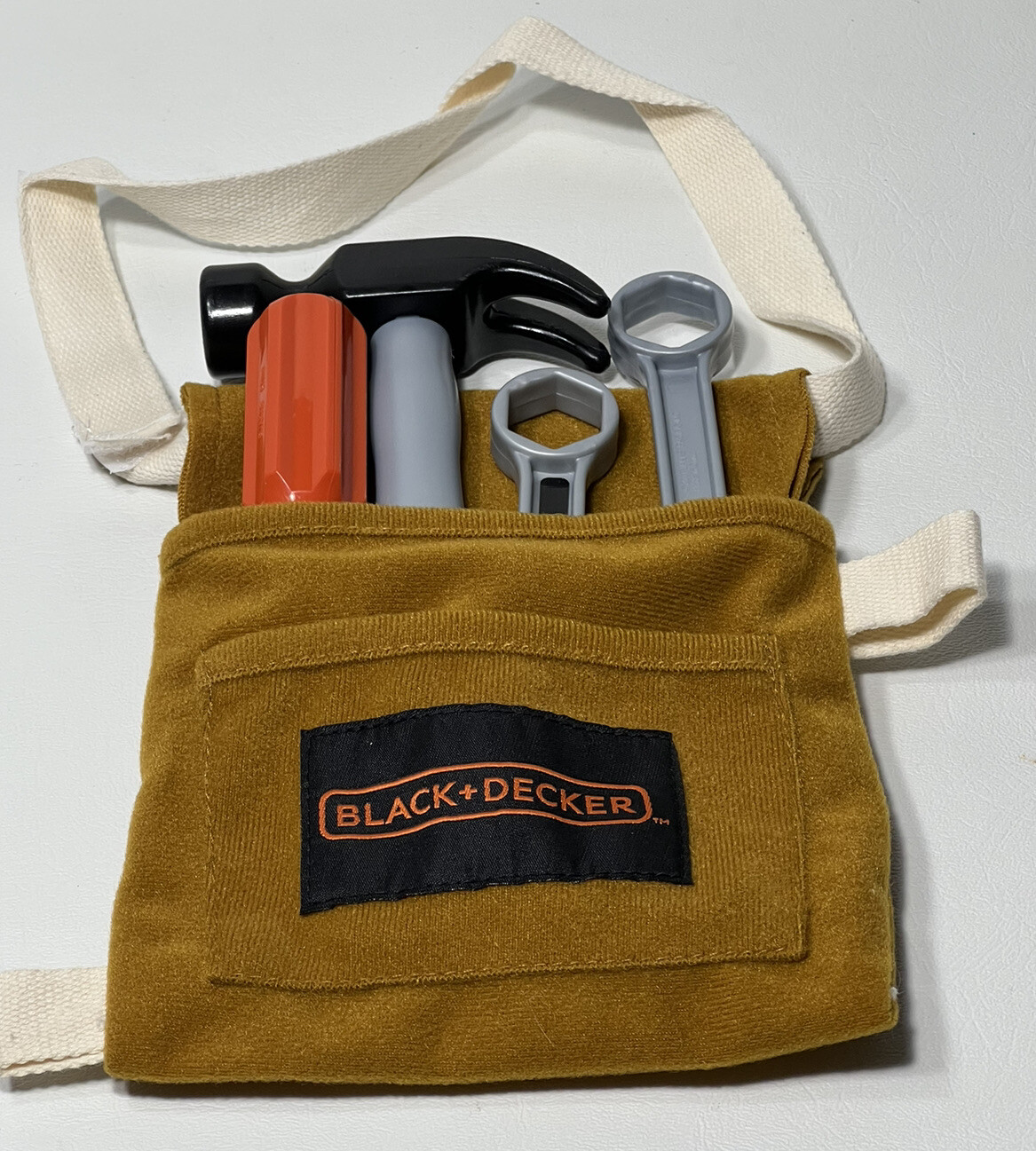 ChildrensToy Black & Decker Tool Pouch With Tools Hammer 2 Wrenches Screw Driver