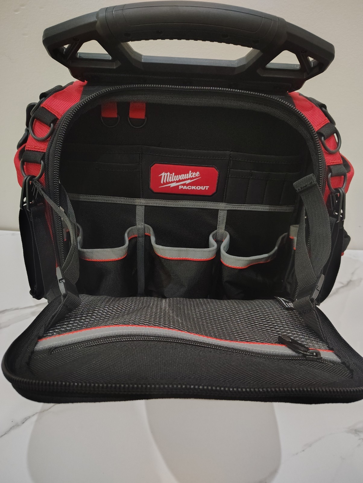 Milwaukee Packout 15-inch Structured Tool Bag 48-22-8316 Brand New
