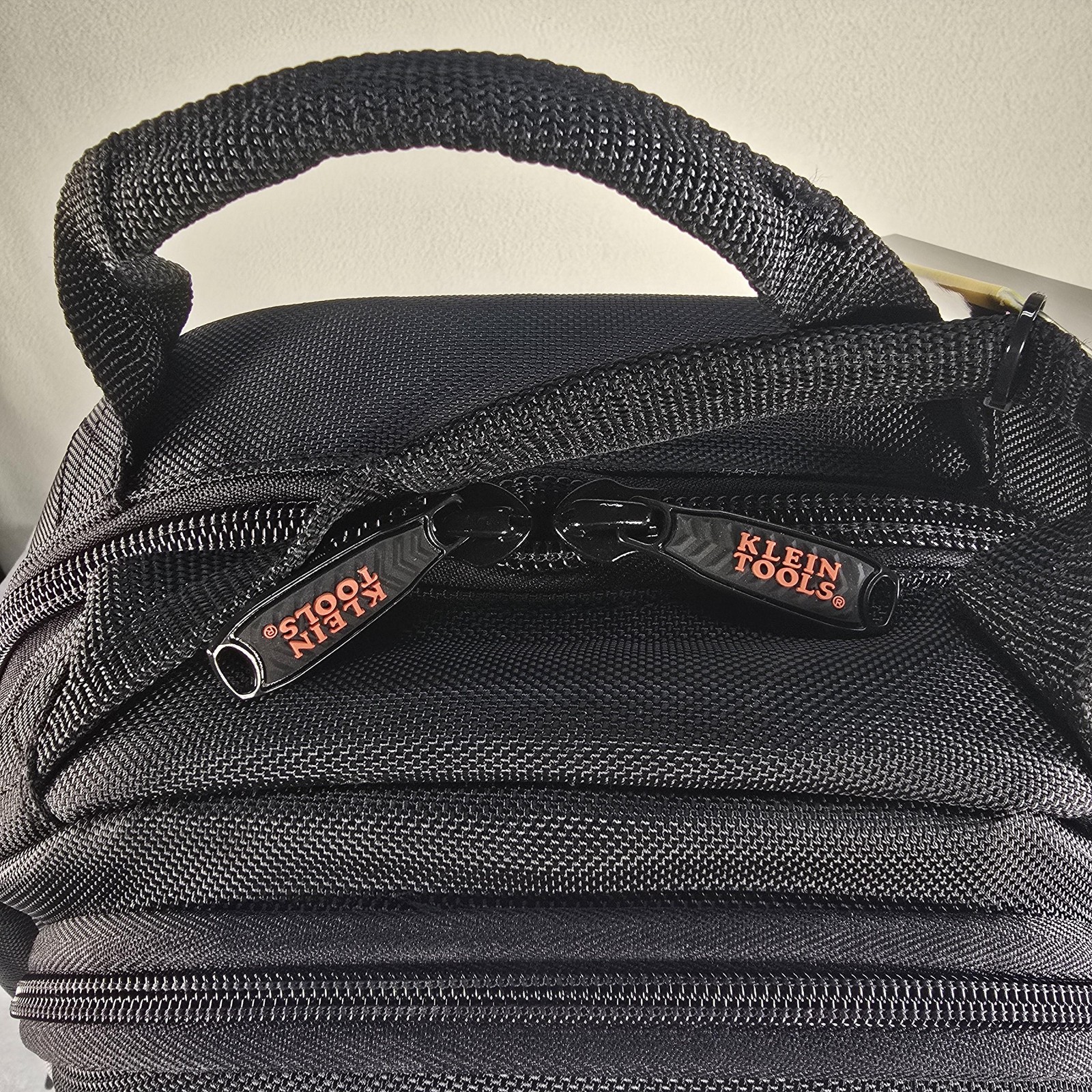 Klein Tools Tradesman Pro Organizer Tool Backpack 39 Pockets 55421BP-14 1680D