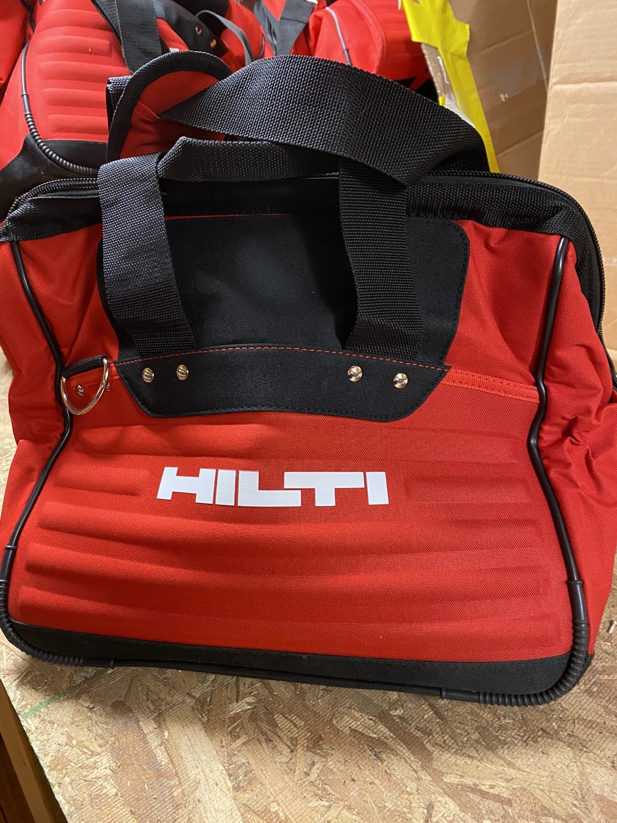 Hilti 16in HeavyDuty Contractor Tool bag, Medium Size NEVER USED. 2323711