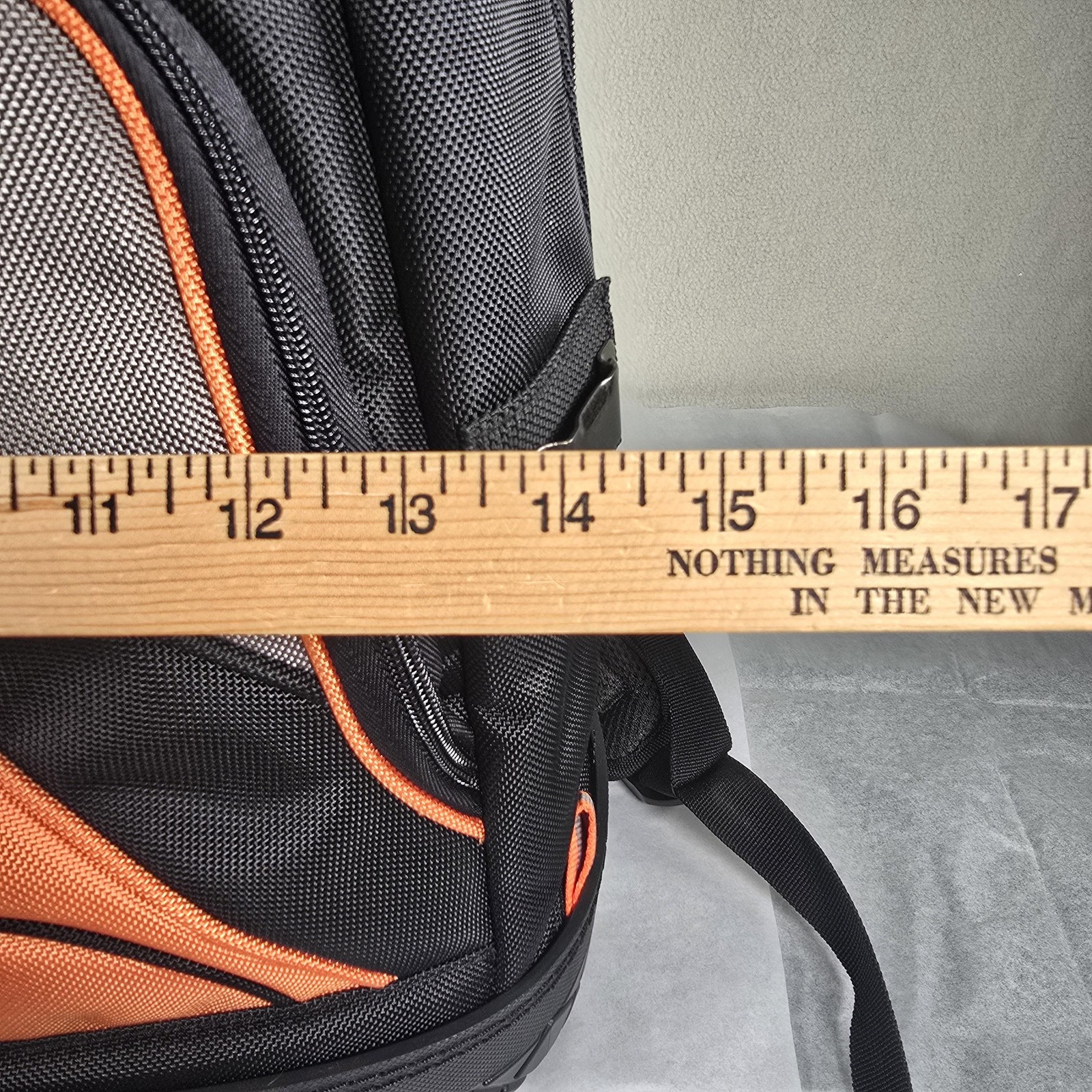 Klein Tools Tradesman Pro Organizer Tool Backpack 39 Pockets 55421BP-14 1680D