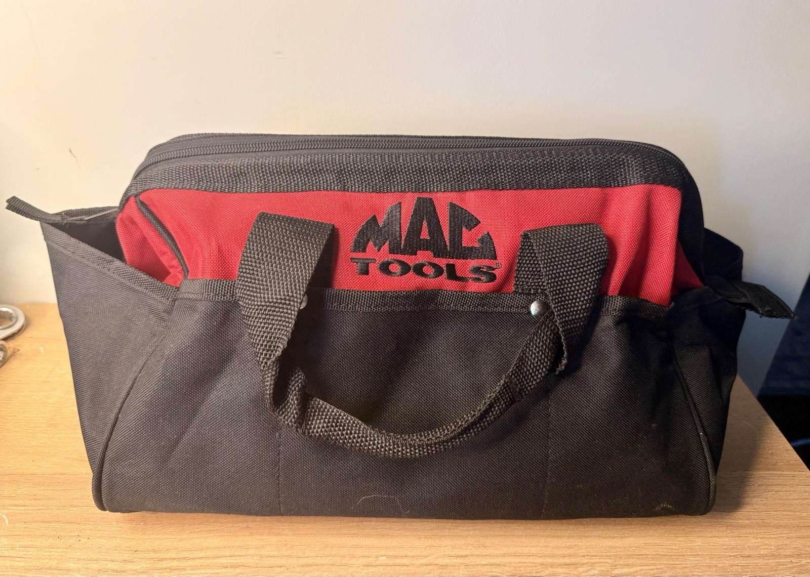 Mac Tools MTB001 Red Black Canvas Zippered Tool Bag with Exterior Pockets Rails