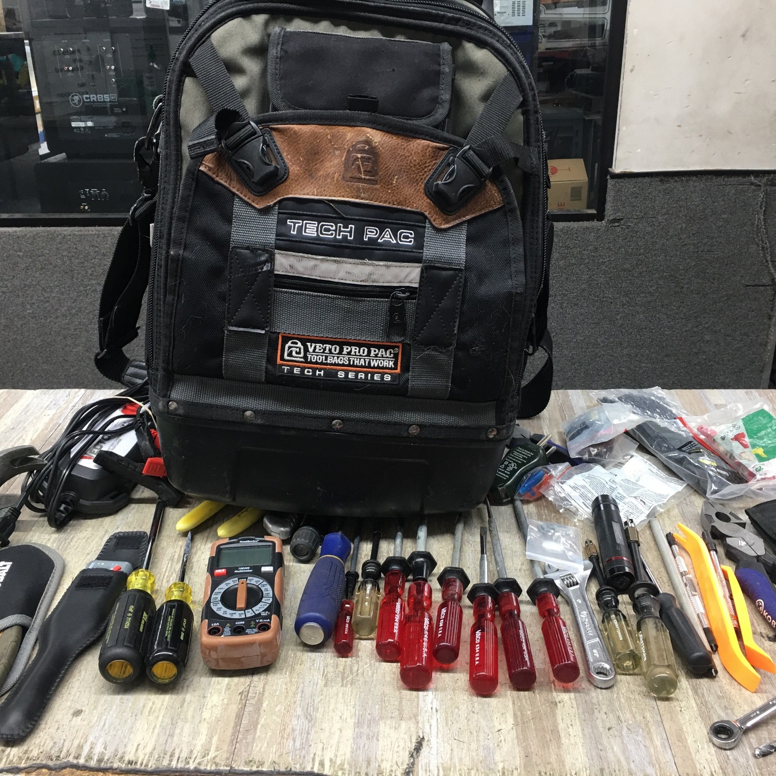 Veto Pro Pac Tech Pac BACKPACK WITH MORE THAN 40 PIECES TOOLS USED.