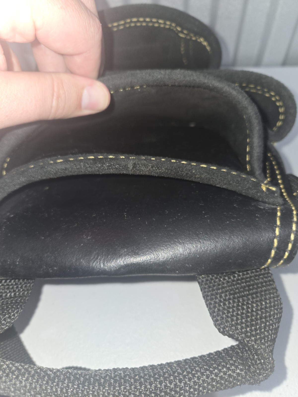 DEWALT Leather Carpenter Tool Pouch Nail Bag w/ Adjustable Belt Framing Rig