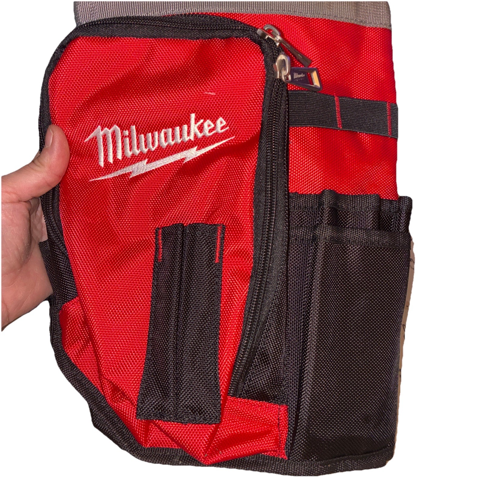 Milwaukee 48-22-8175 10-Inch Open Bucket Organizer Bag, 32 Exterior Wrap Pockets