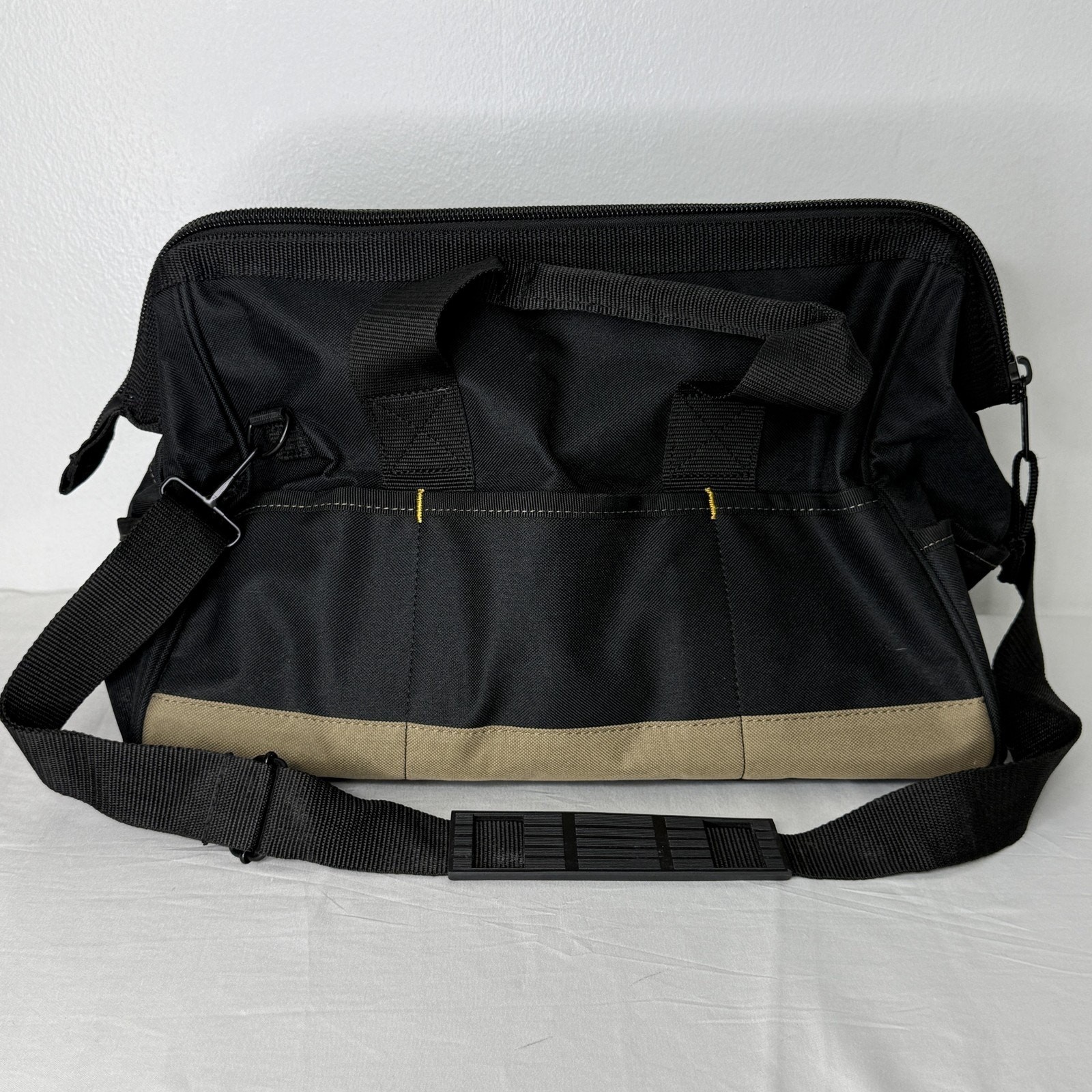 CLC Black Medium Tool Bag Shoulder Strap Fabric Organizer Pockets Heavy Duty