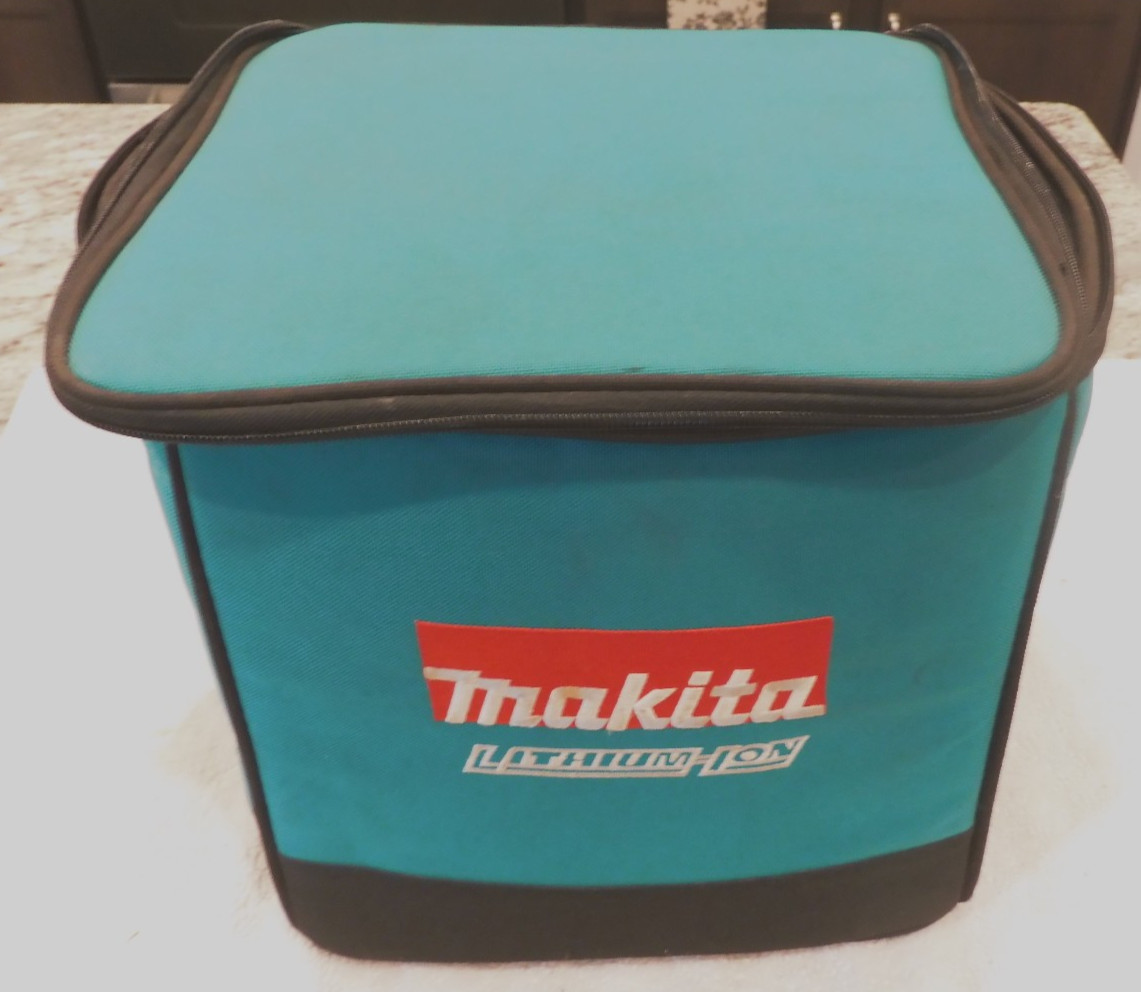 Makita 10″ Square Lithium-Ion Storage/Carry bag with Dividers