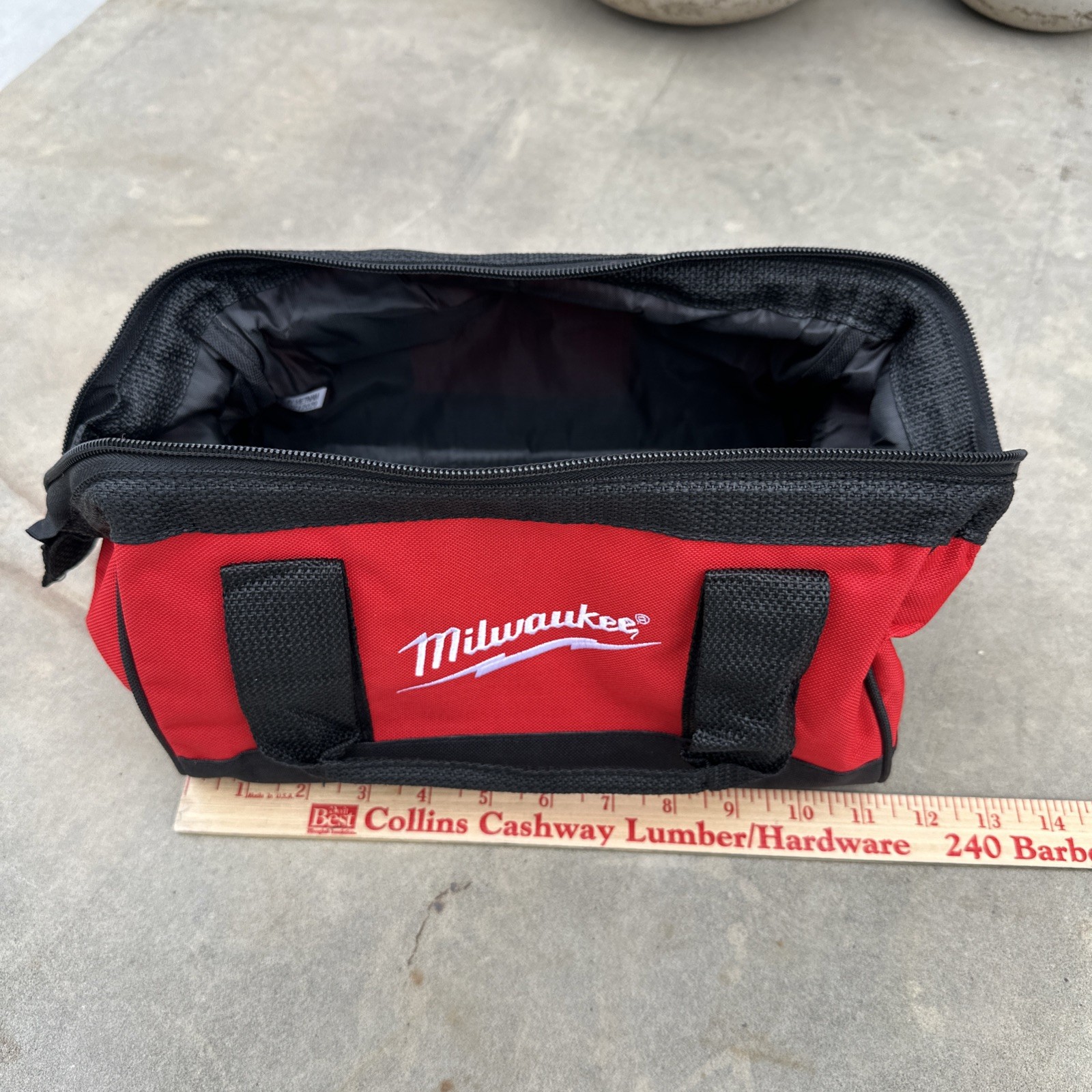 Milwaukee Small Contractor Tool Bag Tote 11″ Long x 7″ Wide x 6″ High