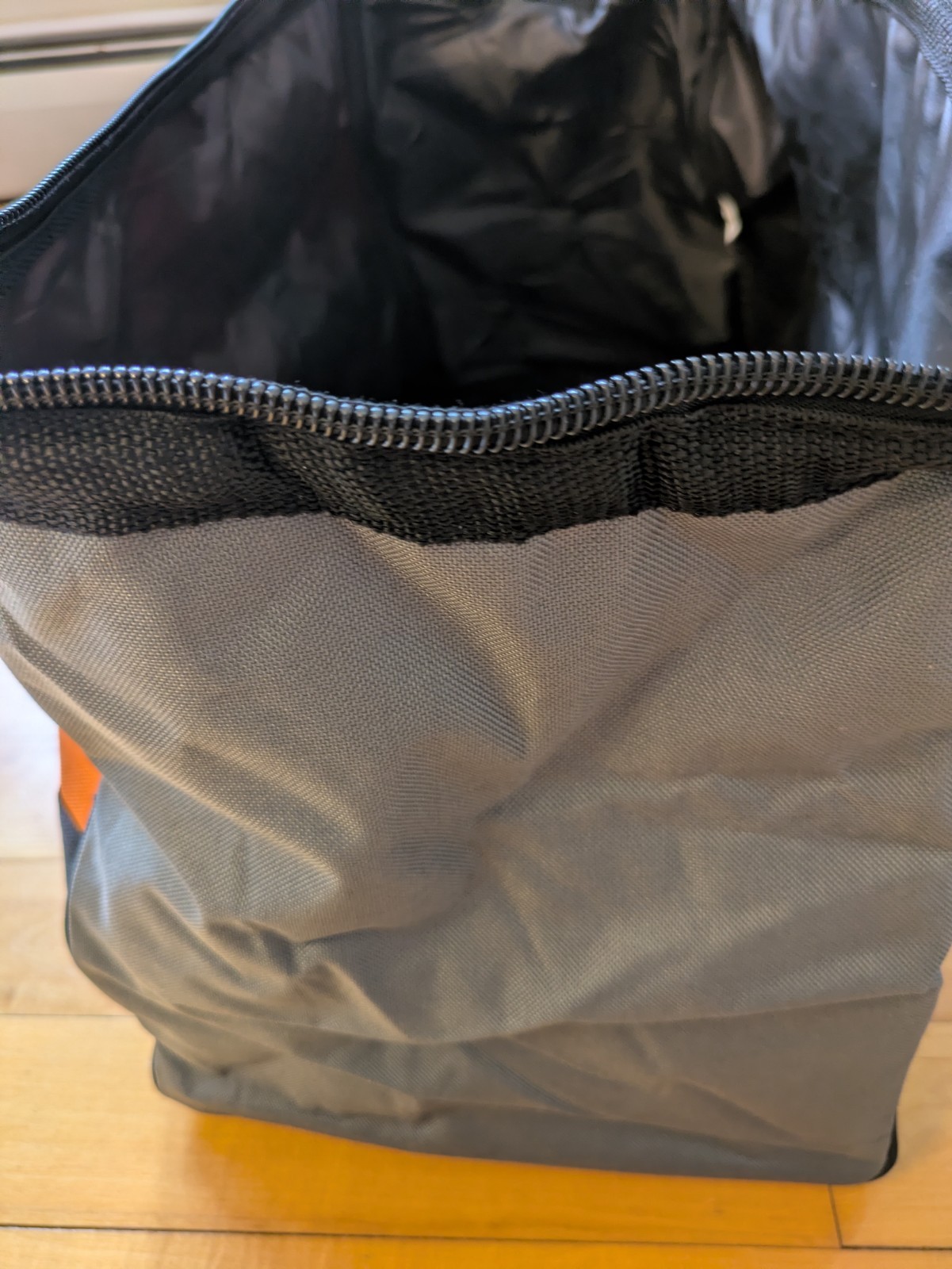 Ridgid Canvas Contractors Tool Bag – 6 Pockets – 22″ x 10″ x 13″ – 903211008