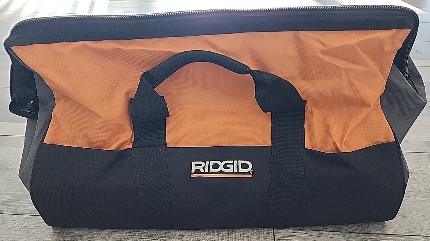 RIDGID 22” X 11″ X 12″ Large Heavy Duty Tool Bag with 6 Exterior Pockets