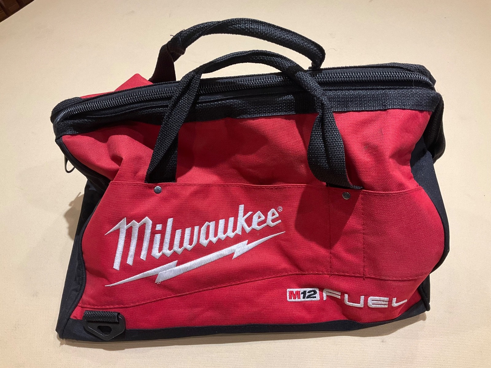 Milwaukee M12 FUEL Heavy Duty 16″ Contractor Tool Bag