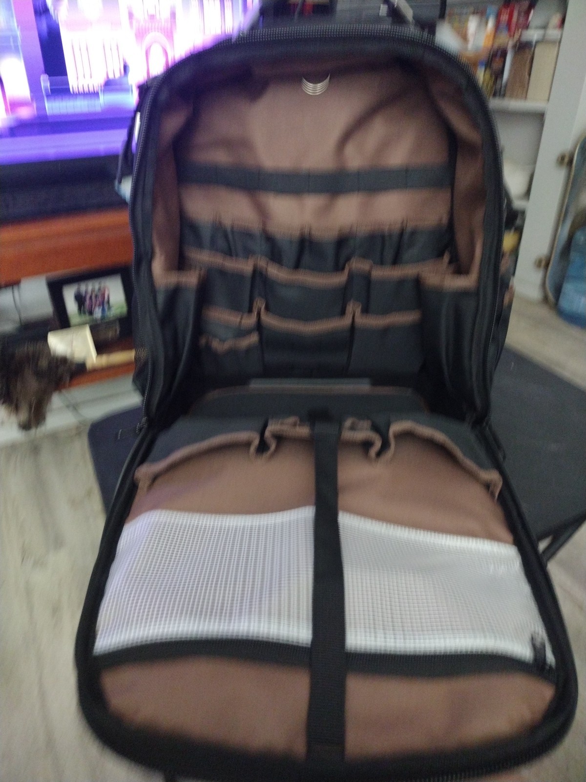 DFMINZU 1680D Heavy Duty Tool Backpack, Molded Base, Laptop Compartment, Etc.