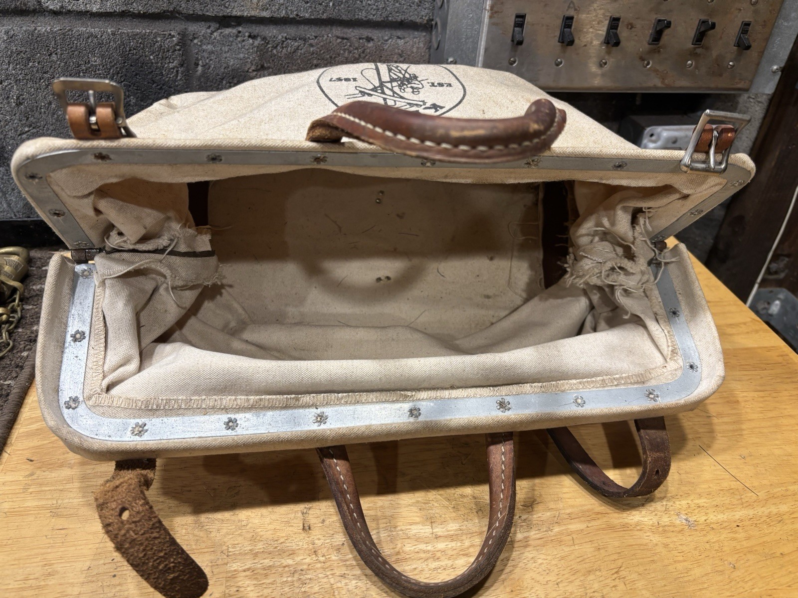 Vintage Klein Tools Lineman Bag 5102-16 Canvas Leather USA
