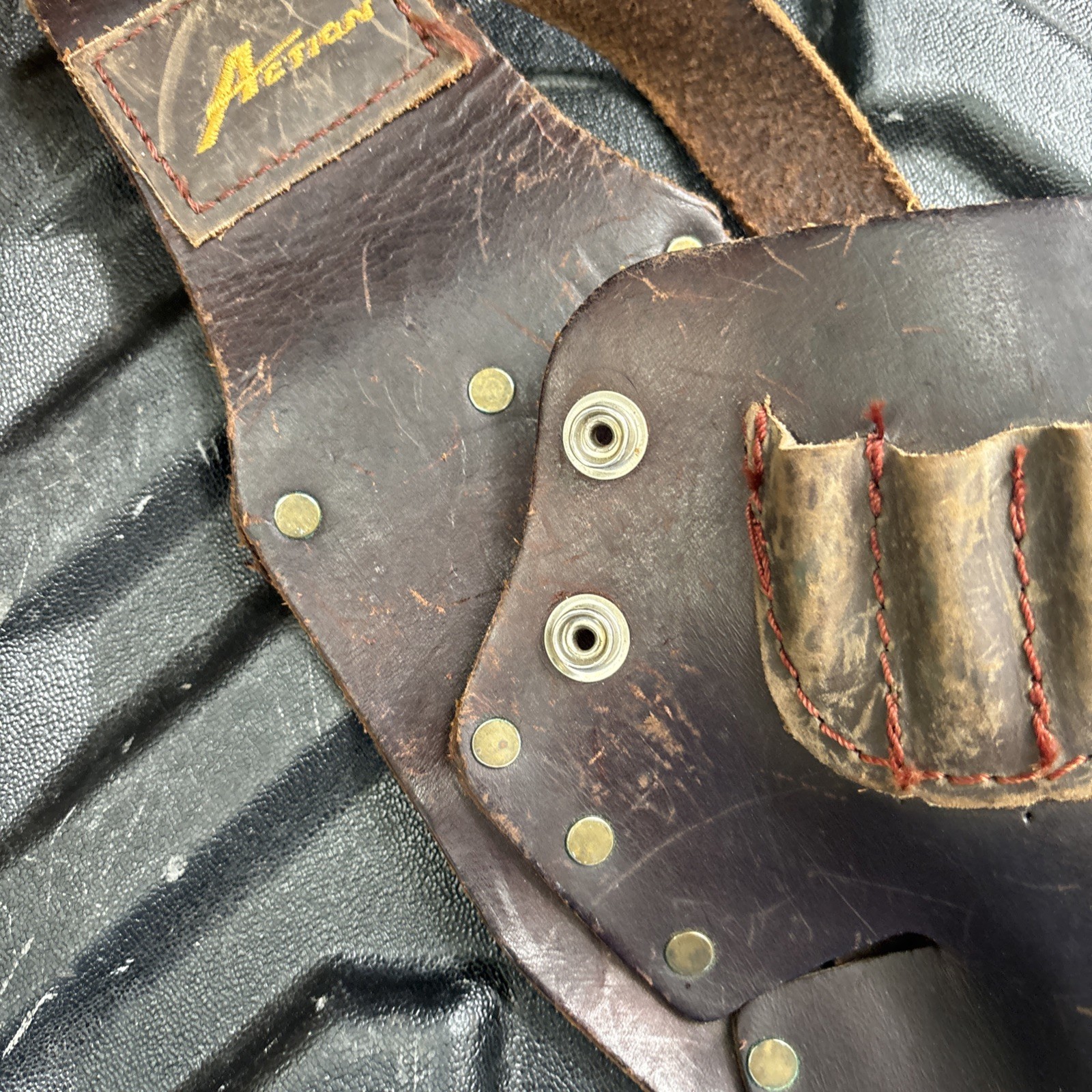 Action DeWalt Brown Leather Drill Holster Tool Belt- CC-411-DW Vintage Mexico