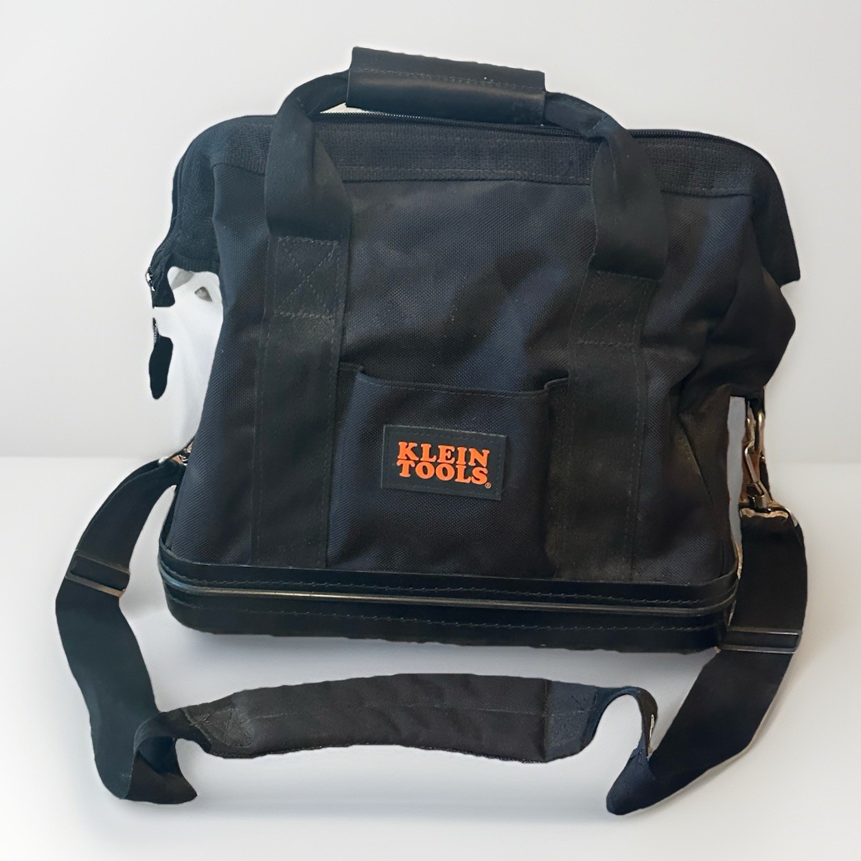 Klein Tools Tool Bag Heavy Duty Black Zipper Top Tote Hard Molded Bottom 5200-15