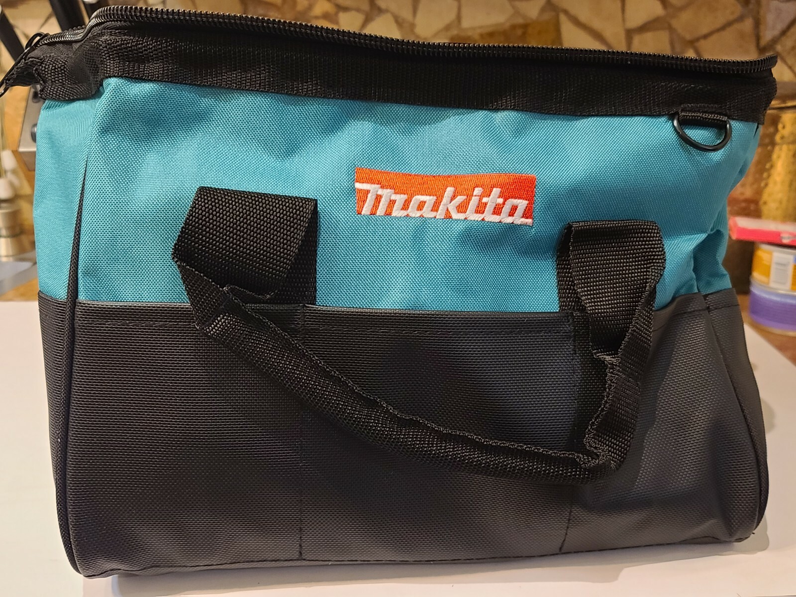 MAKITA Heavy Duty Contractor Tool Bag with Outside Pockets 14” x 11” x 9” NEW