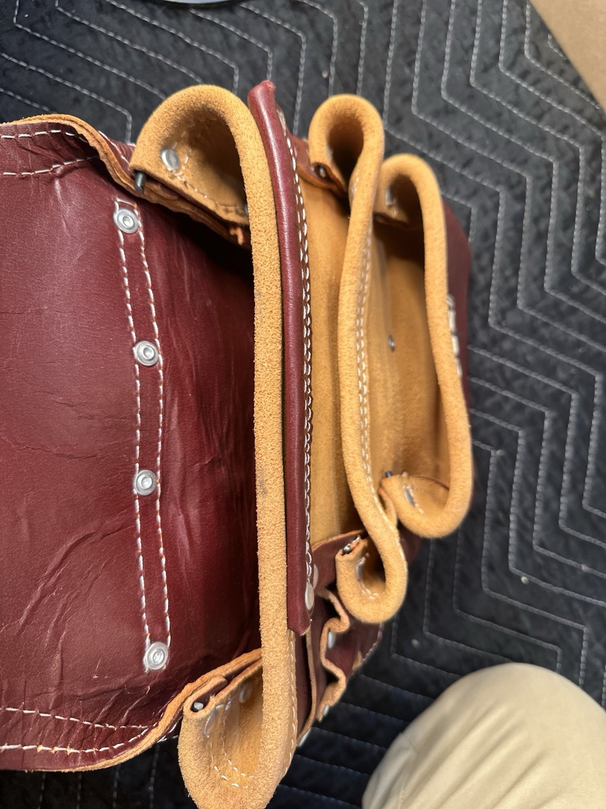 FUERI Leather Tool Belt Pouch Replacement Carpenter Nail Bag Maroon NEW