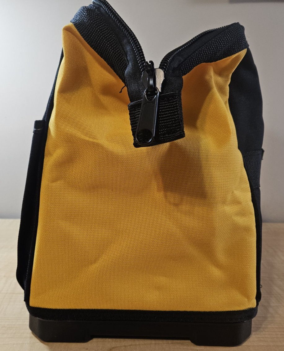 NEW Embroidered DeWALT Heavy Duty Hard Bottom 16″ Tool Bag 16x12x9