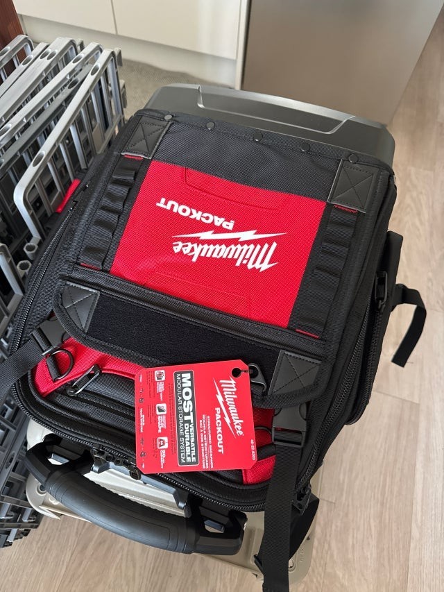 Milwaukee Packout Structure Backpack Tool Bag 48-22-8303 / Express