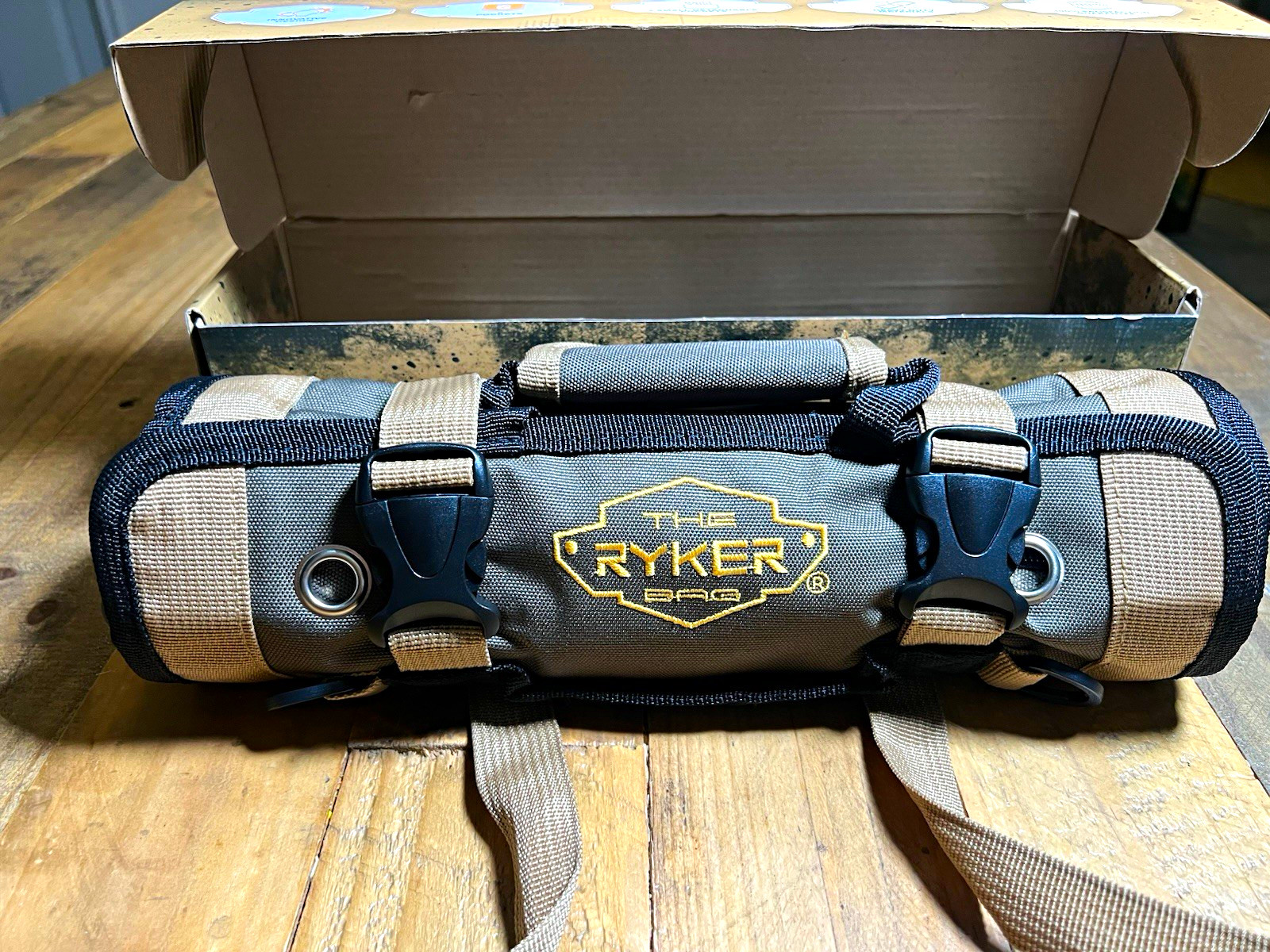 The Ryker Bag Original Tool Roll Large Khaki/Black w/ Handle, Quick Buckle