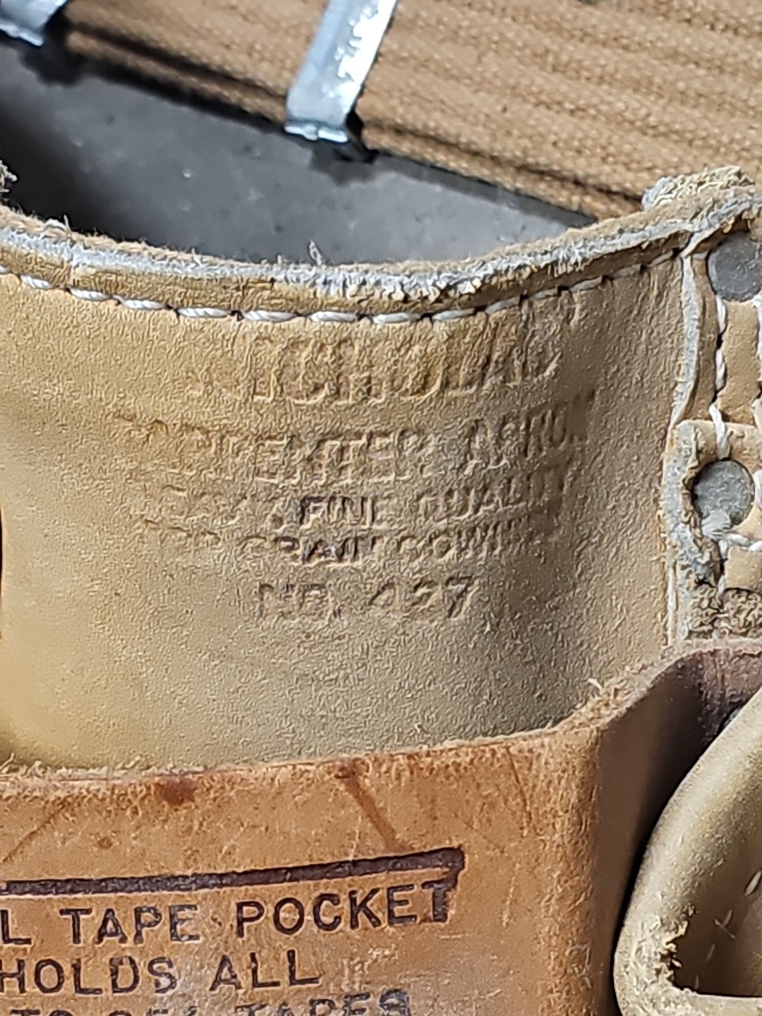 Nicholas Carpenter Apron 427 Brown Multi Pocket Leather Adjust Tool Belt