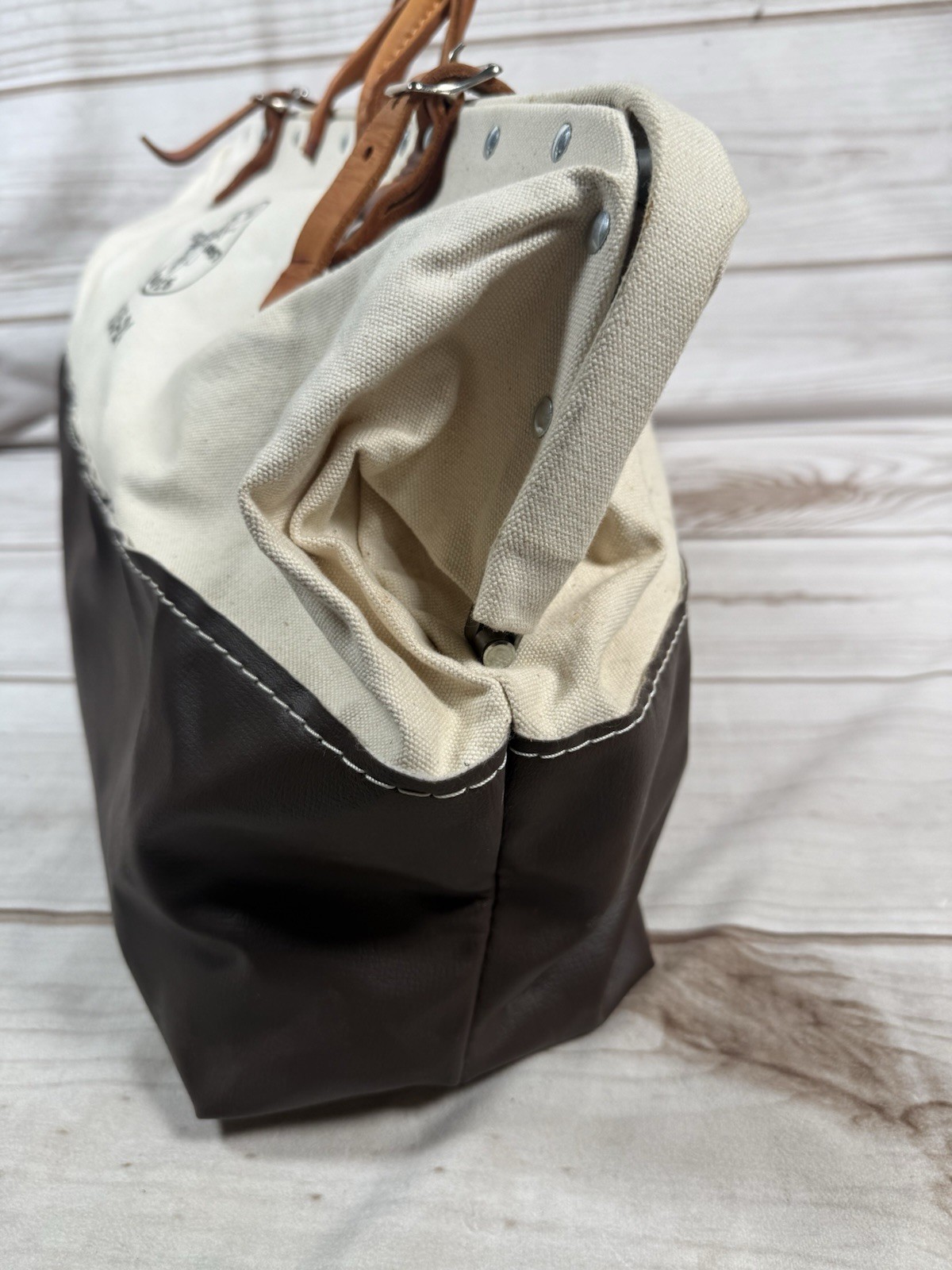 Klein Tools 5105-24 Tool Bag, Heavy Duty Canvas 24-Inch, Natural/Brown