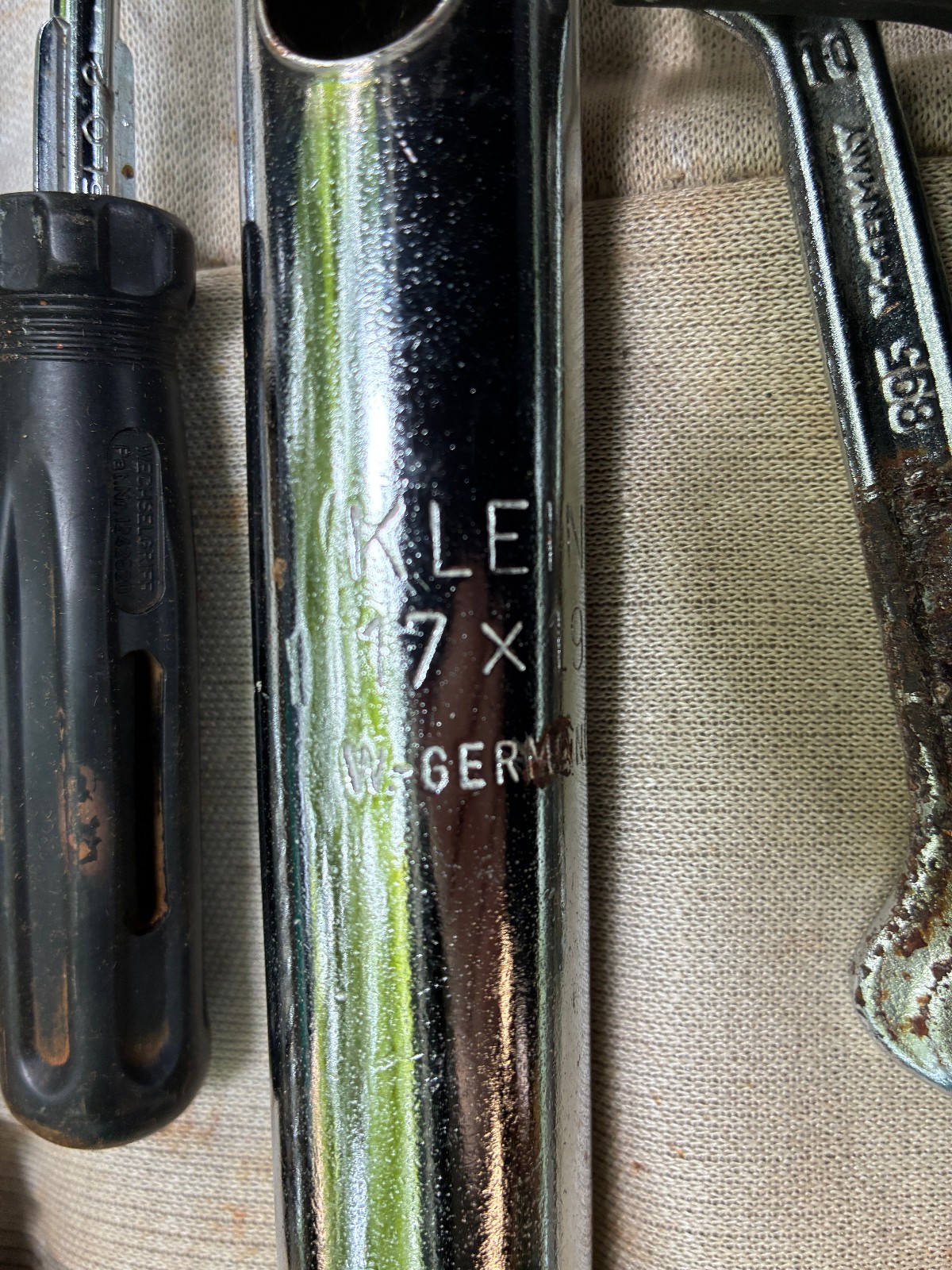 Klein tool pouch and tools. MG. g