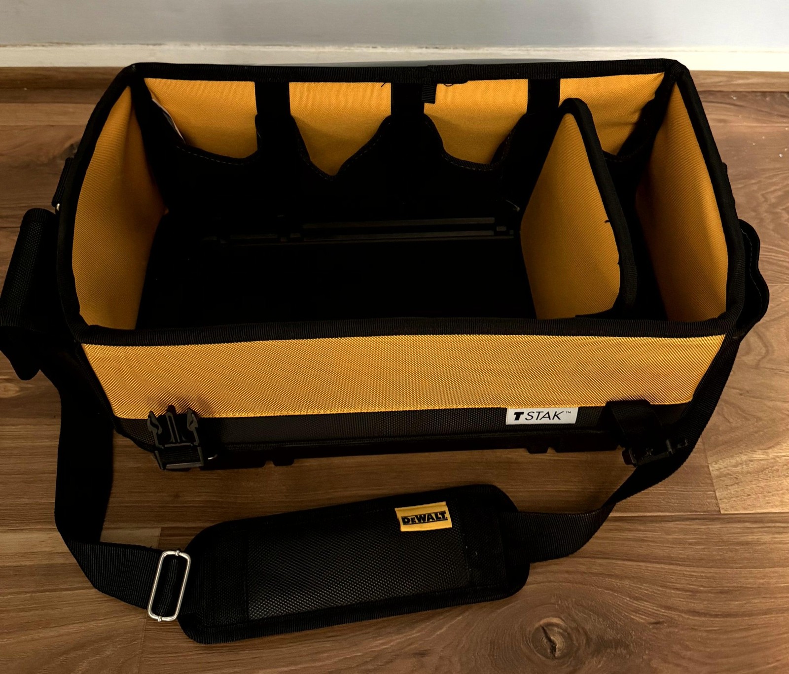 DeWalt T-STAK 17 in. Multi-Purpose Tool Bag NWT