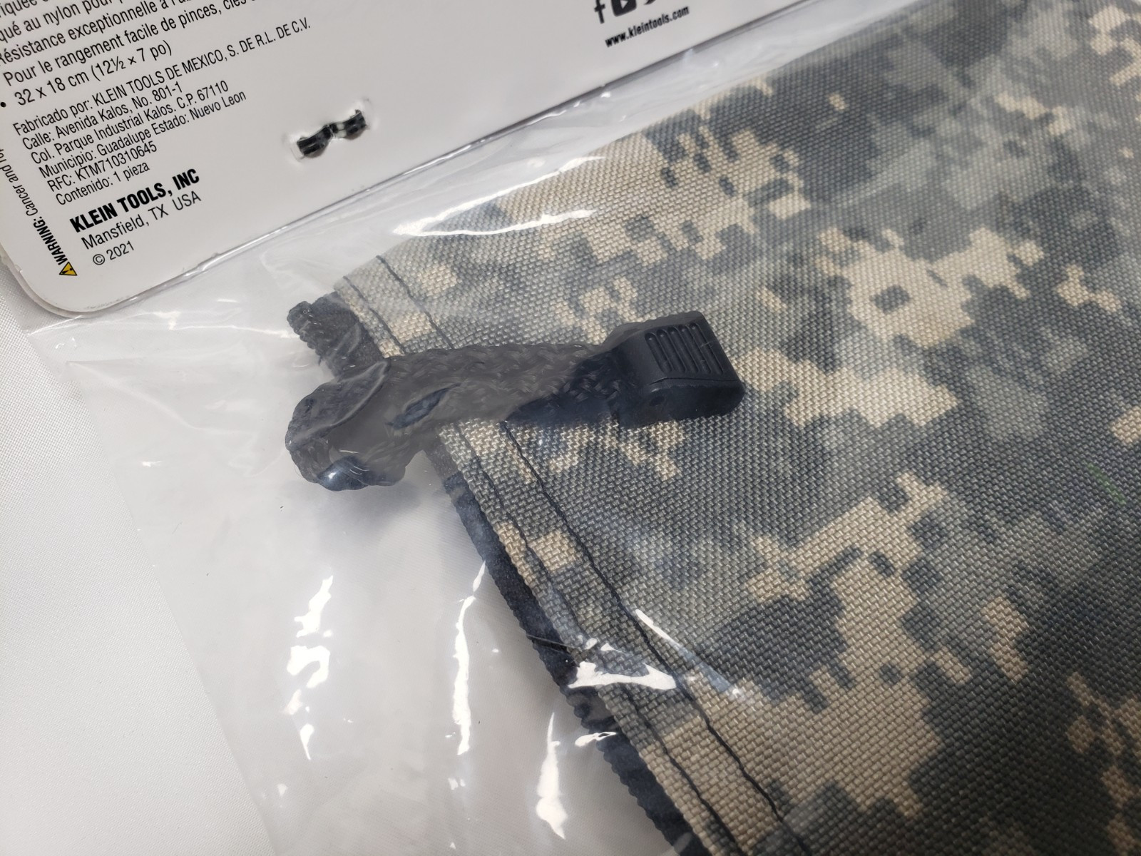 Klein Tools 5139C Digital Camoflage Cordura Nylon Tool Zipper Bag 12.5 Inch New