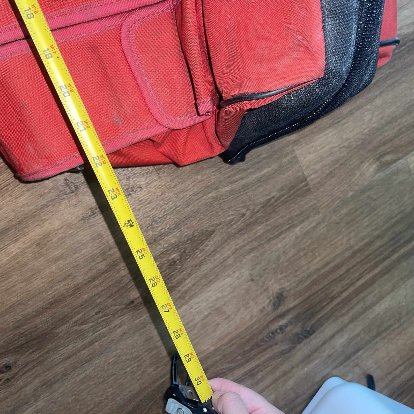 HILTI Large HD Tool Bag Red Zip Close Used Good Condition
