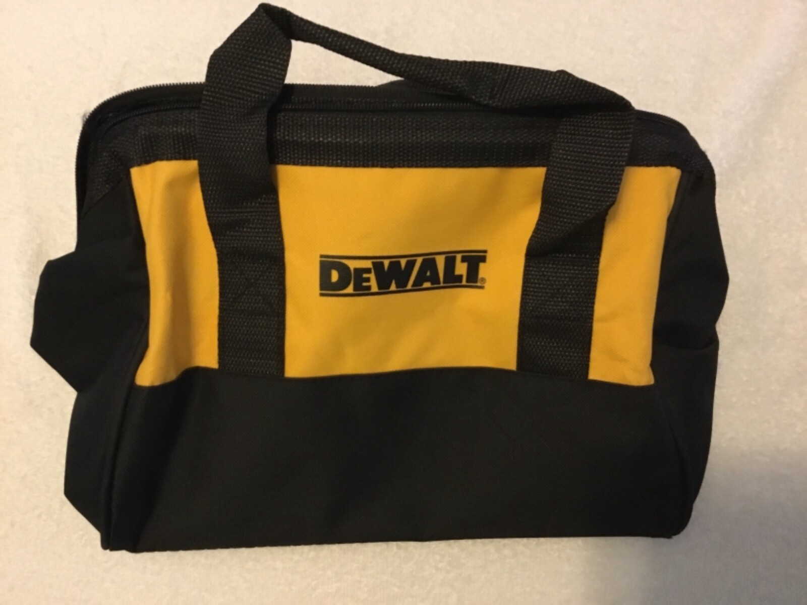 New Dewalt Heavy Duty Ballistic Nylon 13″ Tool Bag (13” x 10” x 10”)