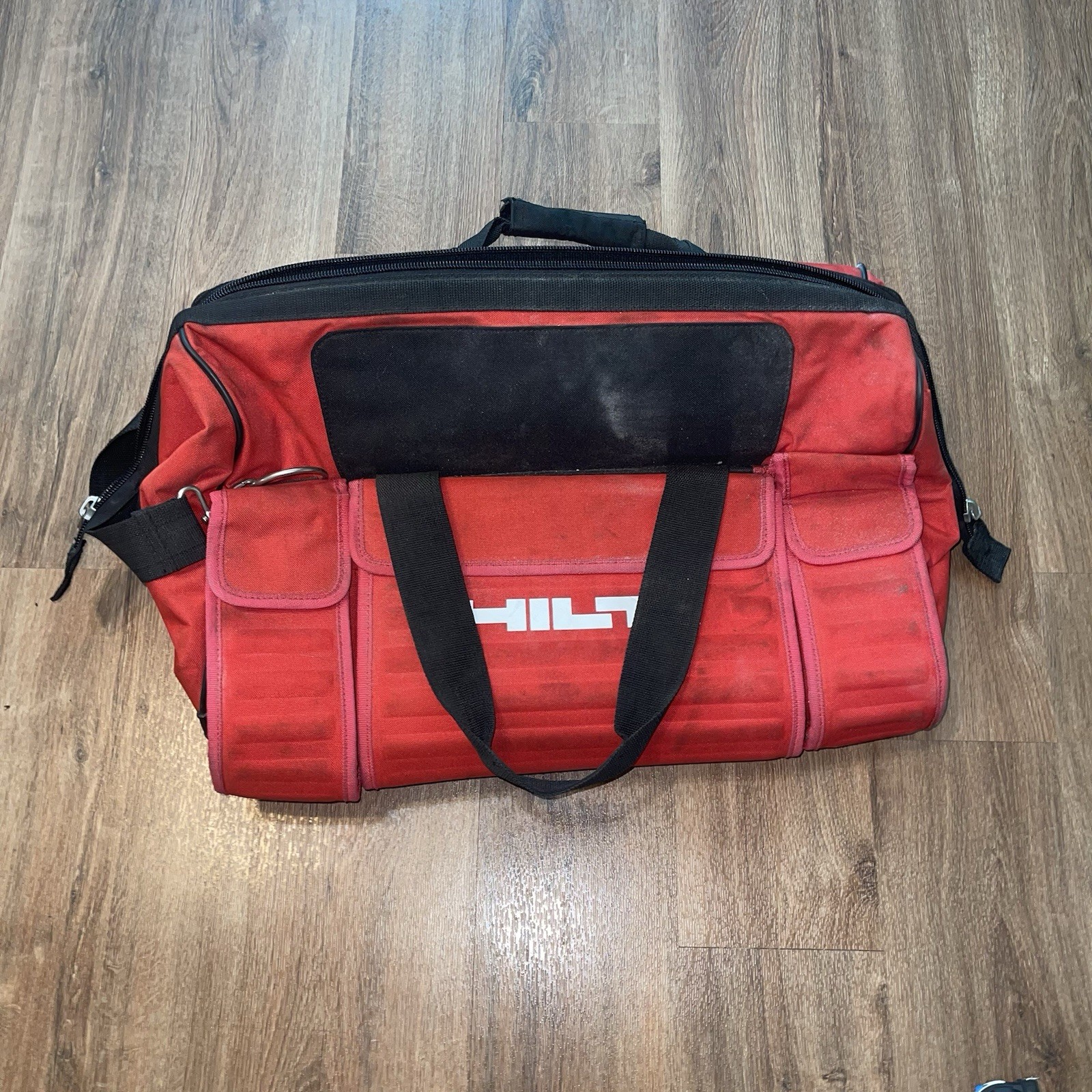 HILTI Large HD Tool Bag Red Zip Close Used Good Condition