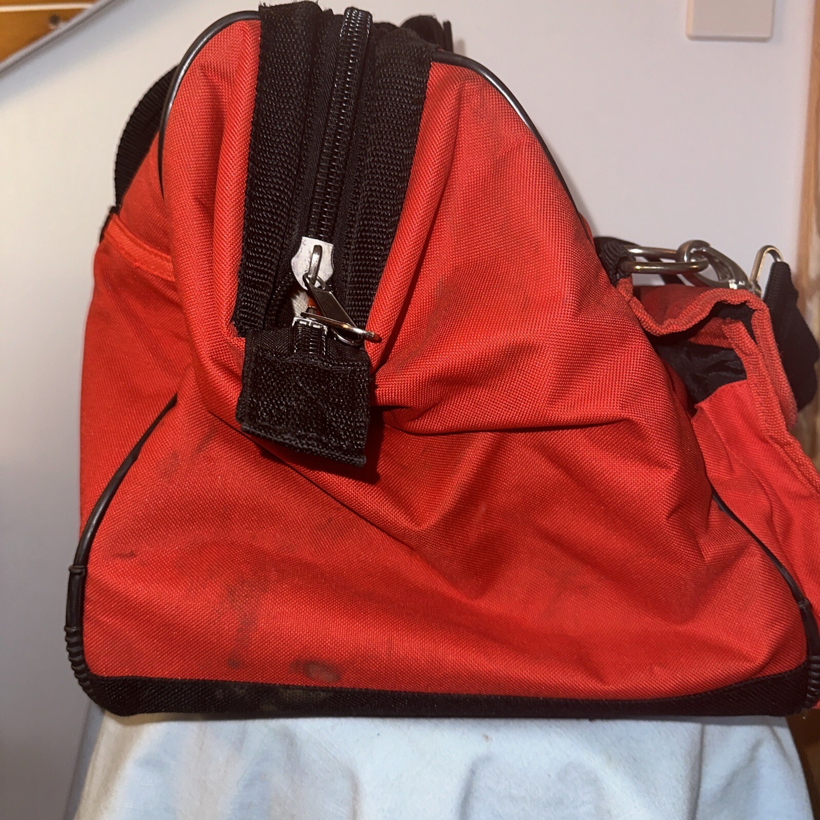 HILTI Medium Heavy Duty Contractor 17x13x13 Jobsite Tool Bag AND Shoulder Strap