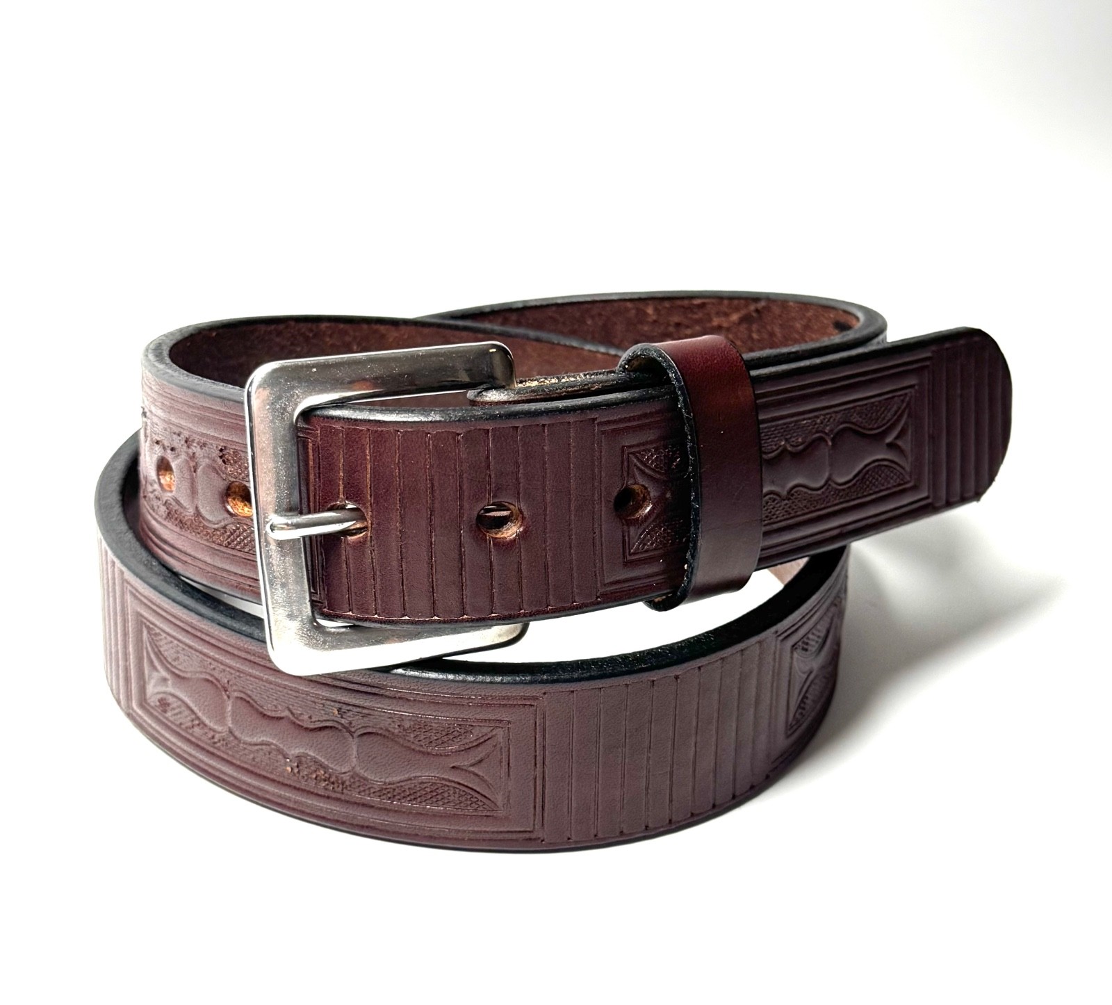 Boxed Brown Premium Heavy Leather Belt — Amish Handcrafted