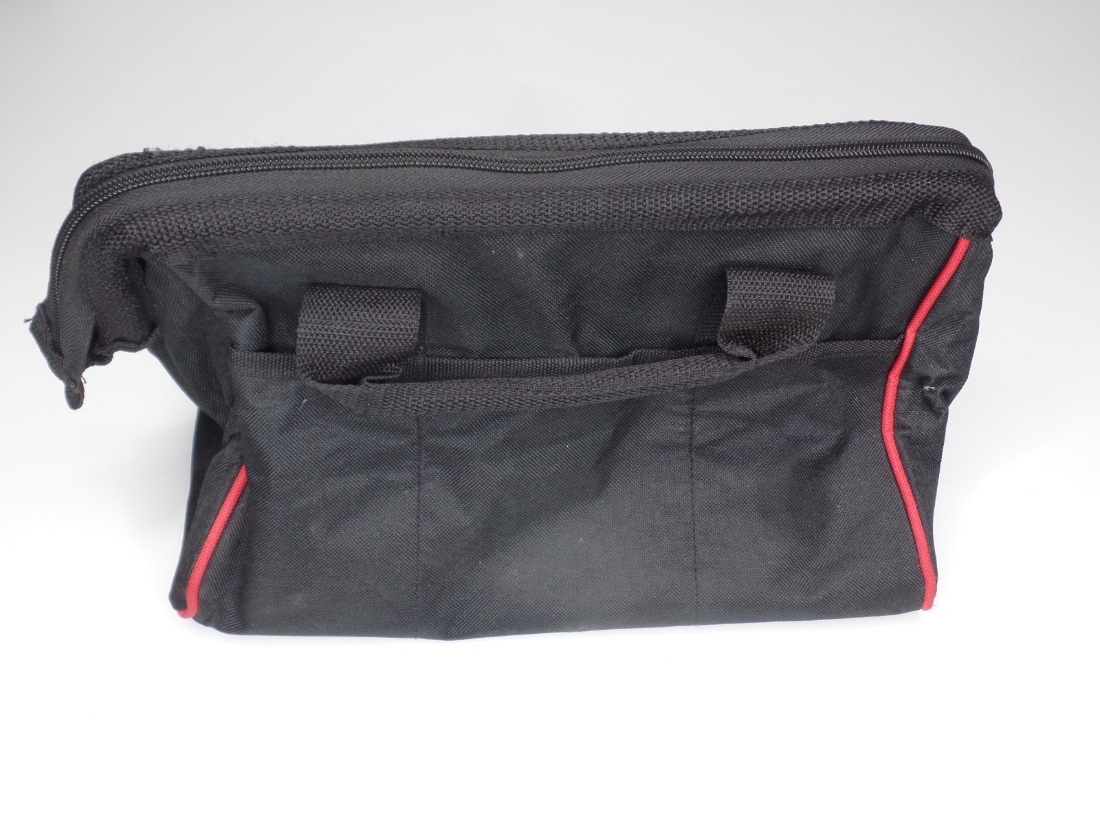 Mac Tools Made in USA Black Red Small Tool Bag with Zipper Handles & Pockets