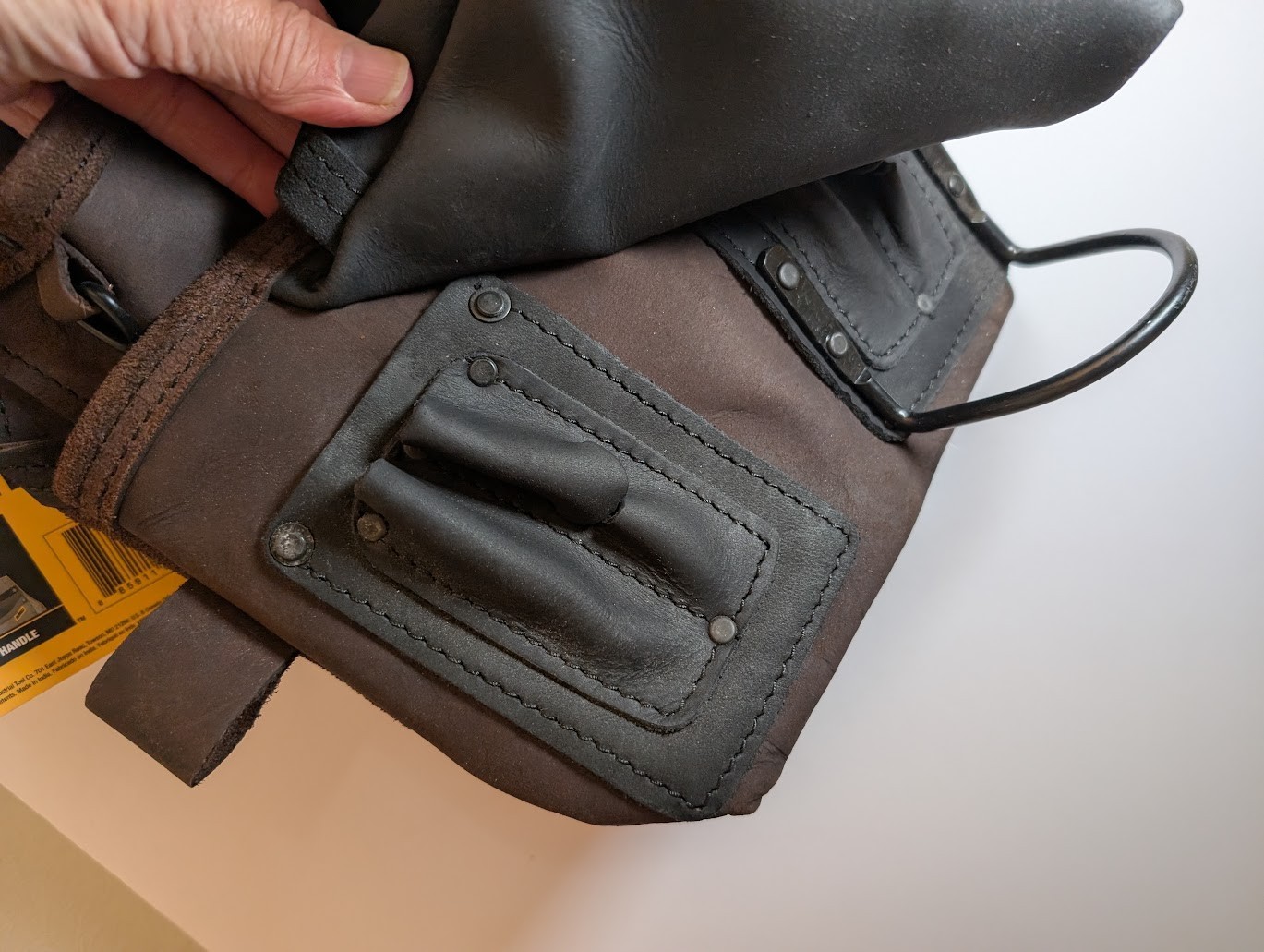 *NEW* DeWalt leather tool pouch & belt DWST550115