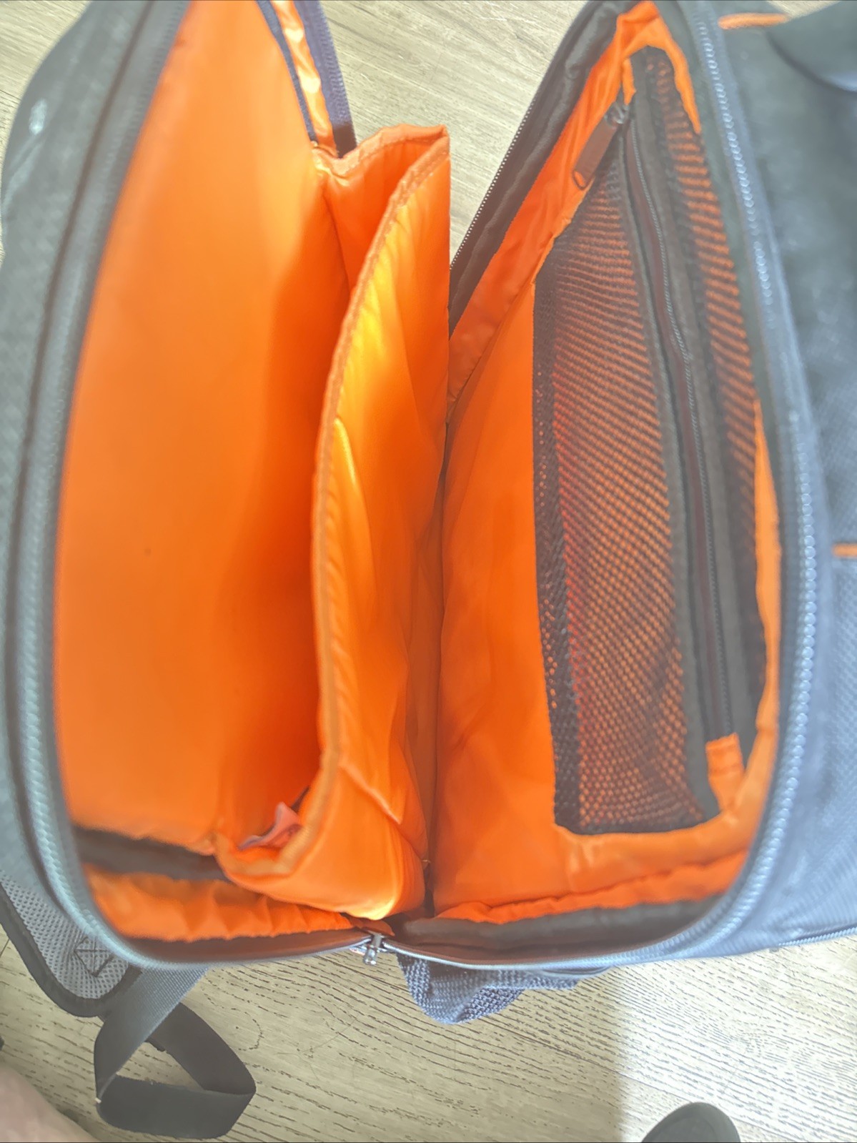 Klein Tools Tradesman Pro 25 Pocket Nylon Padded Backpack Tool Bag Laptop Pocket