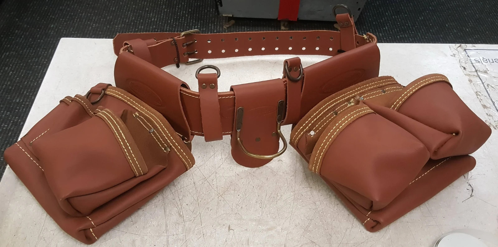 NEW Masters McGuire-Nicholas 1DM-527-M-2 Brown Leather Rig Tool Belt 52.5″ 2-Bag