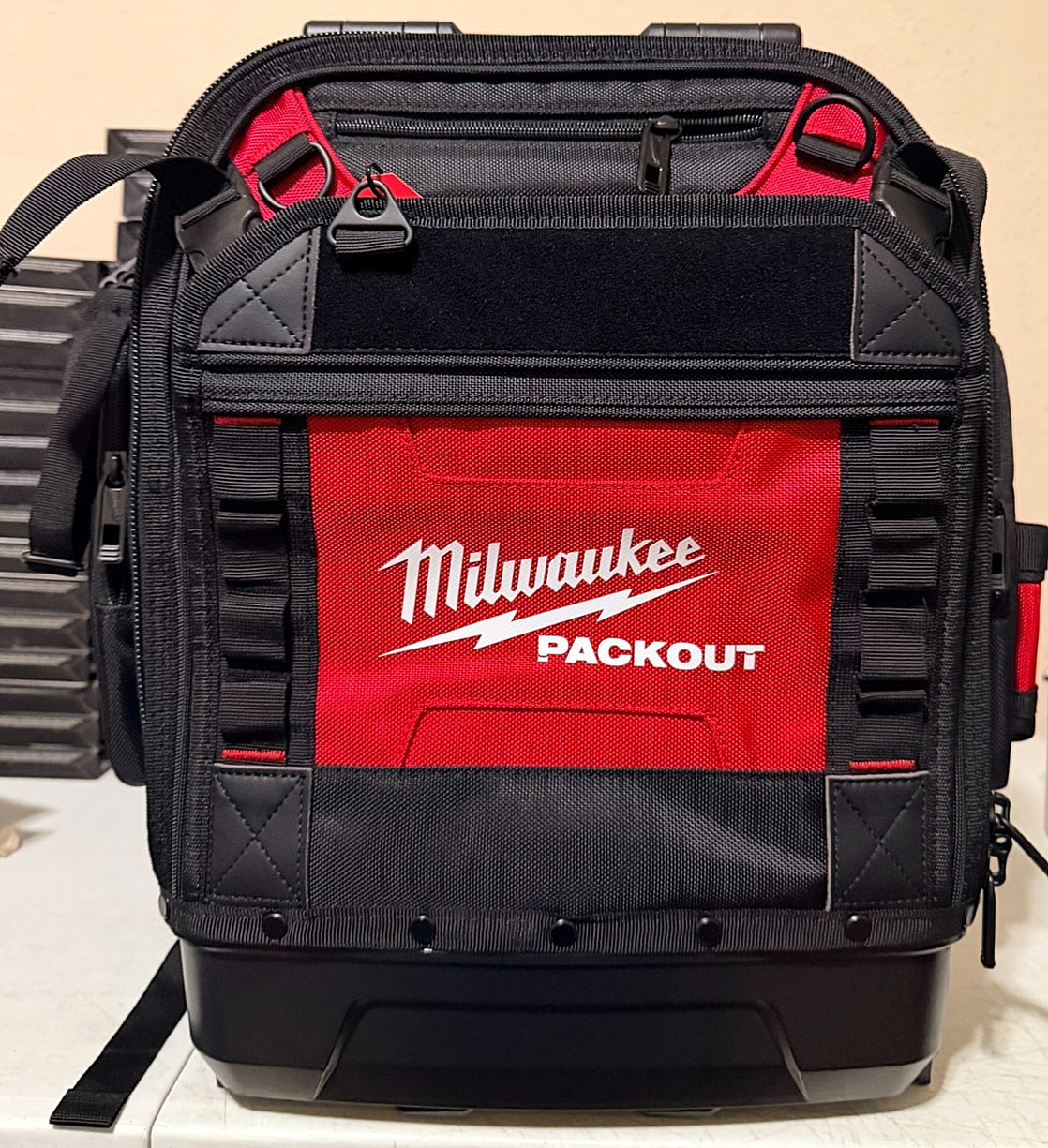 Milwaukee 48-22-8303 PACKOUT Structured Backpack NEW WITH TAGS
