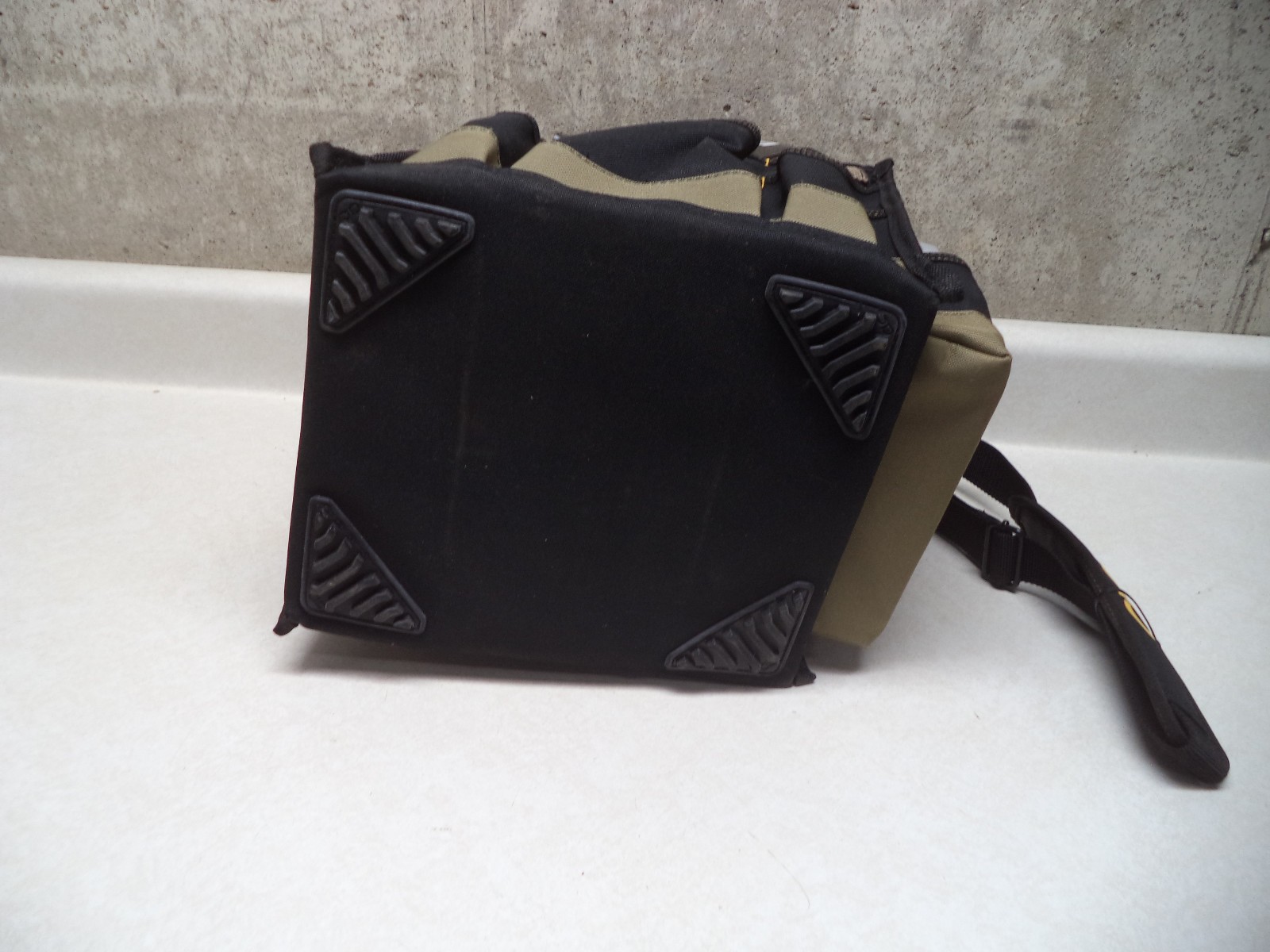CLC 1528 Large HVAC Electrical & Maintenance Tool Bag / Carrier NEW!!!
