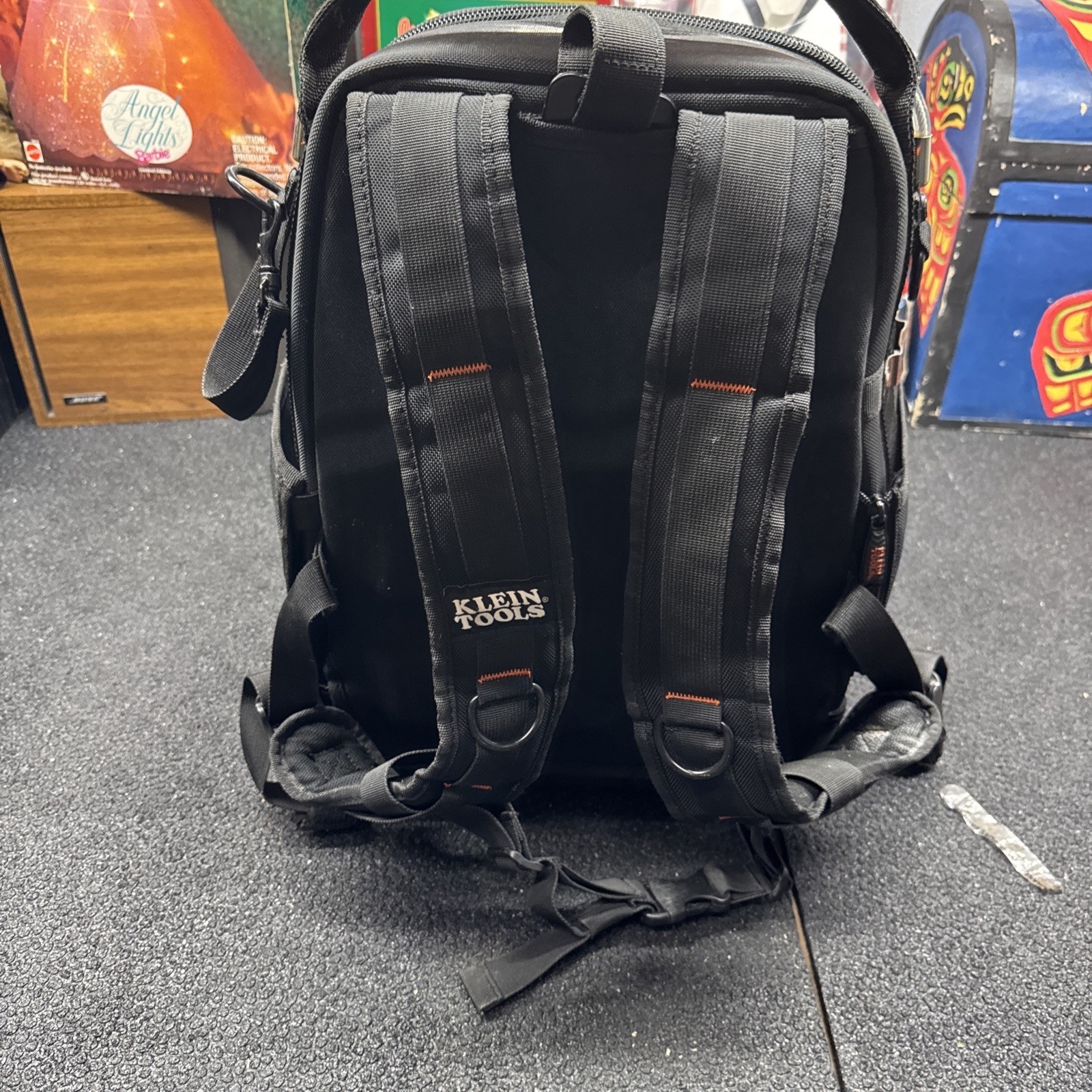 Klein Electrician’s Tool Bag Backpack Heavy Duty Tradesman Pro! W/multi-meter!