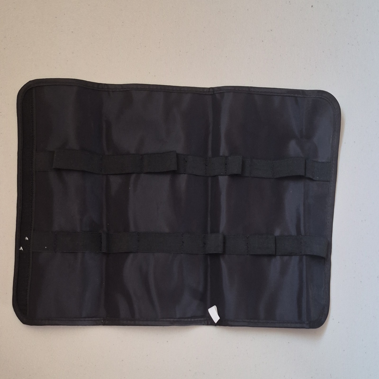 Fluke Black Fabric Foldable Tool Roll Bag Pouch Organizer, Roll-Up with Loops